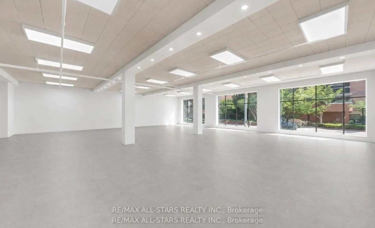 14 McCaul Street #104