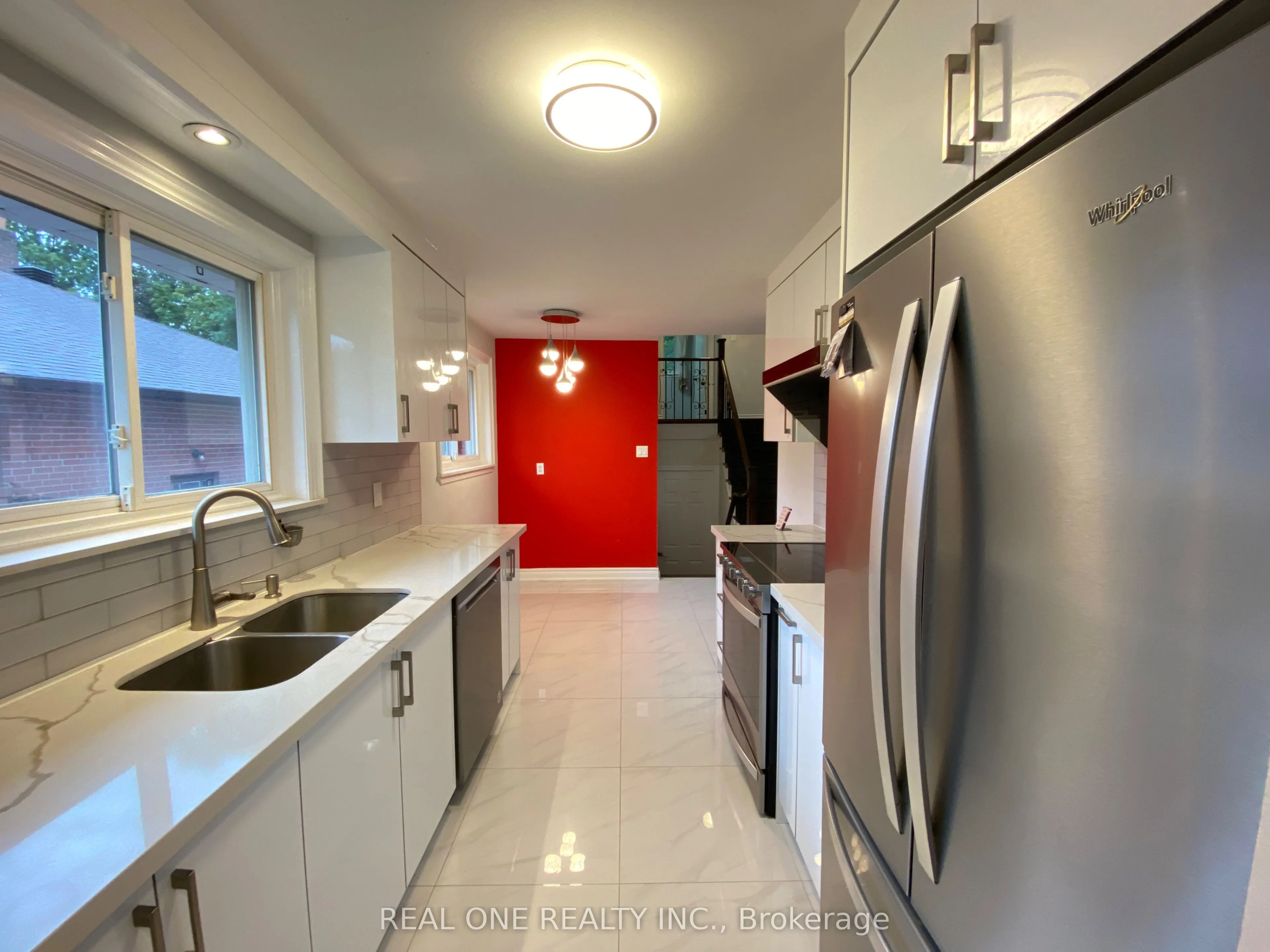 63 Sundial Crescent #2 Bedrooms