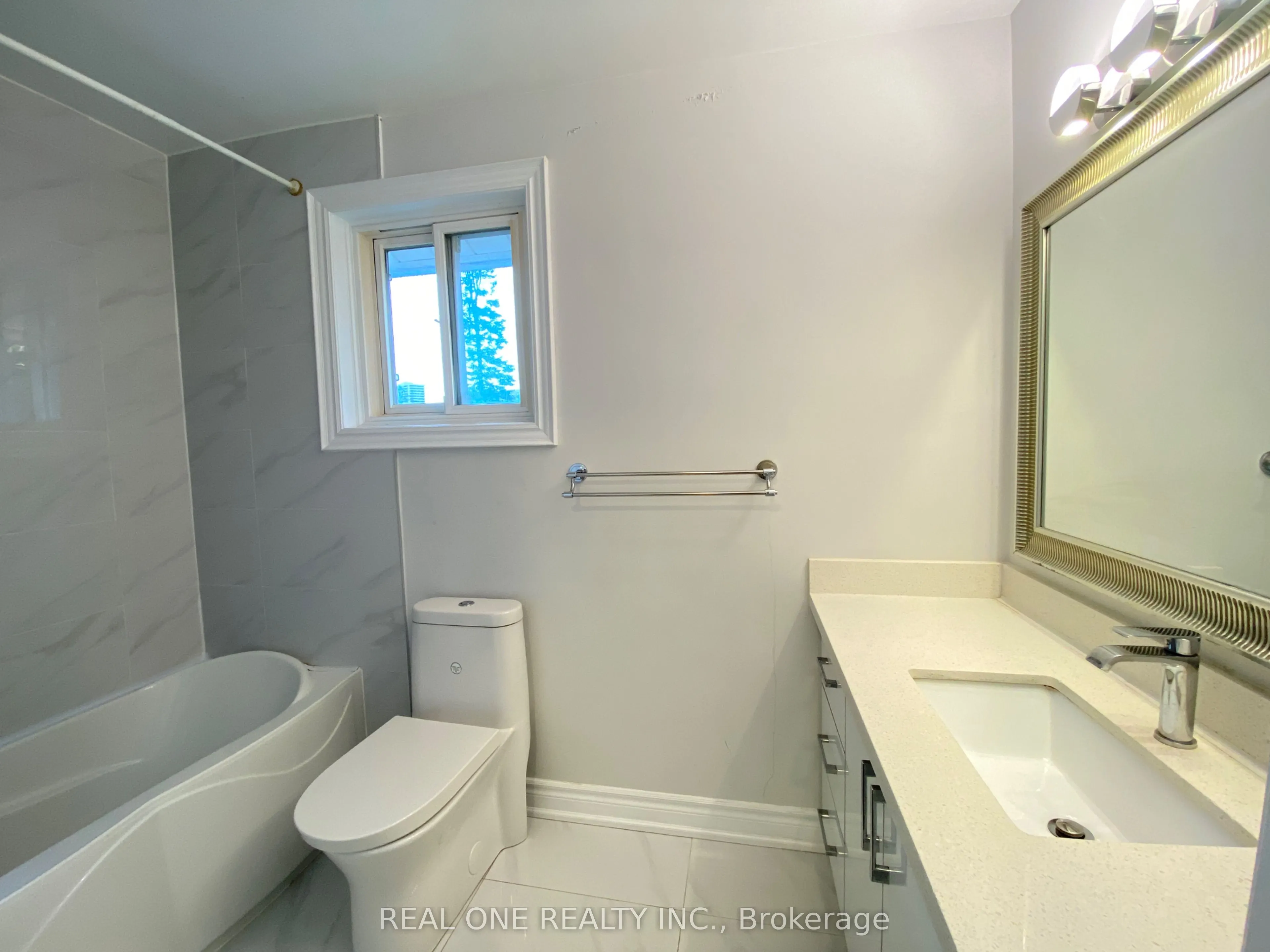 63 Sundial Crescent #2 Bedrooms