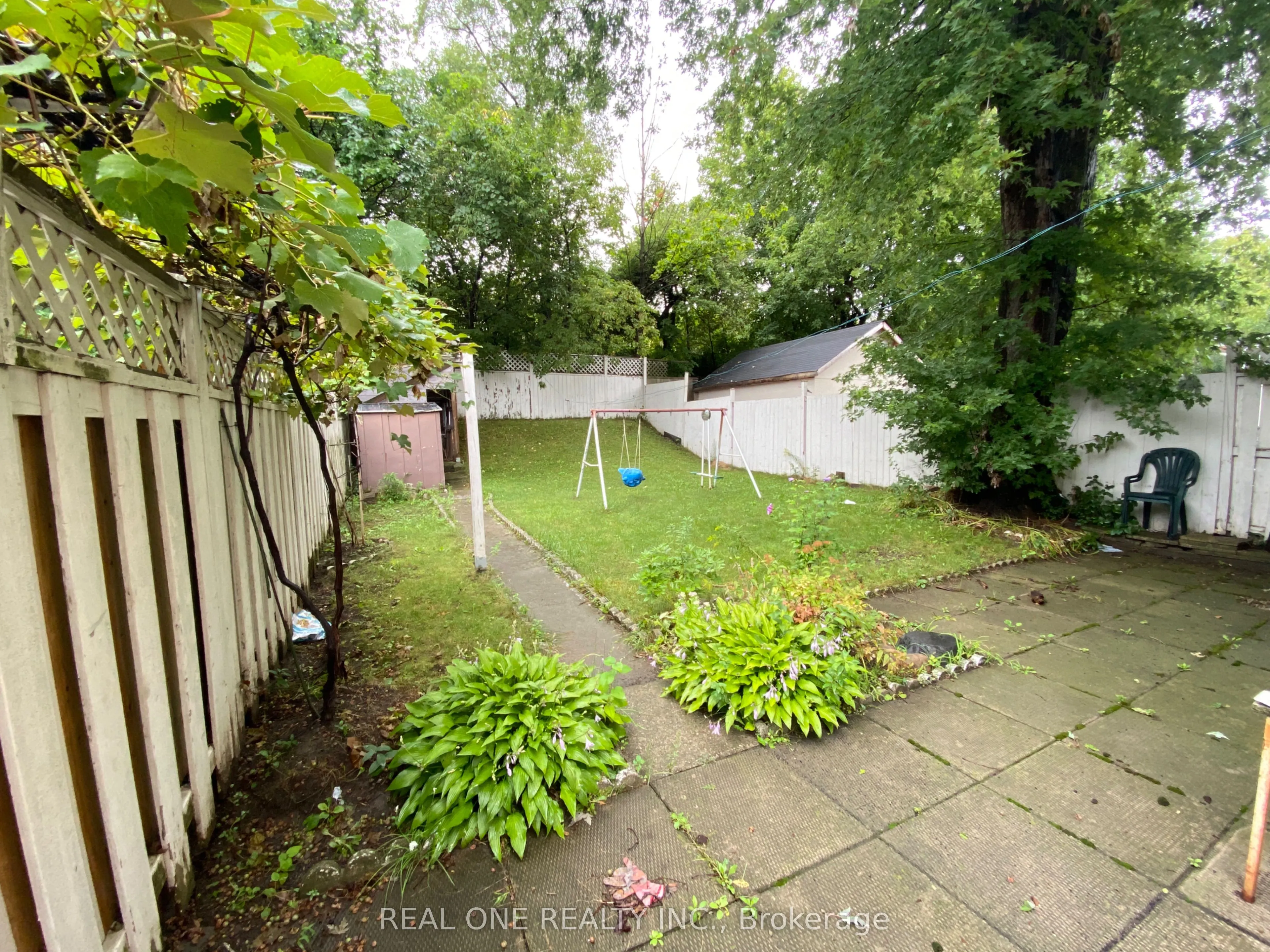 63 Sundial Crescent #2 Bedrooms