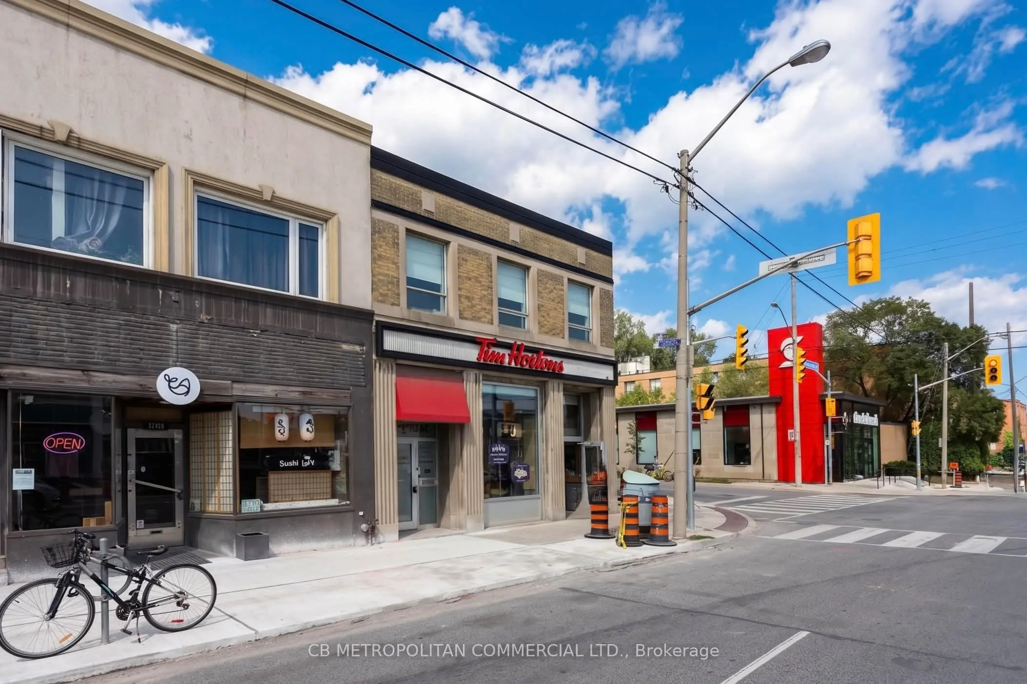 876 Eglinton Avenue E
