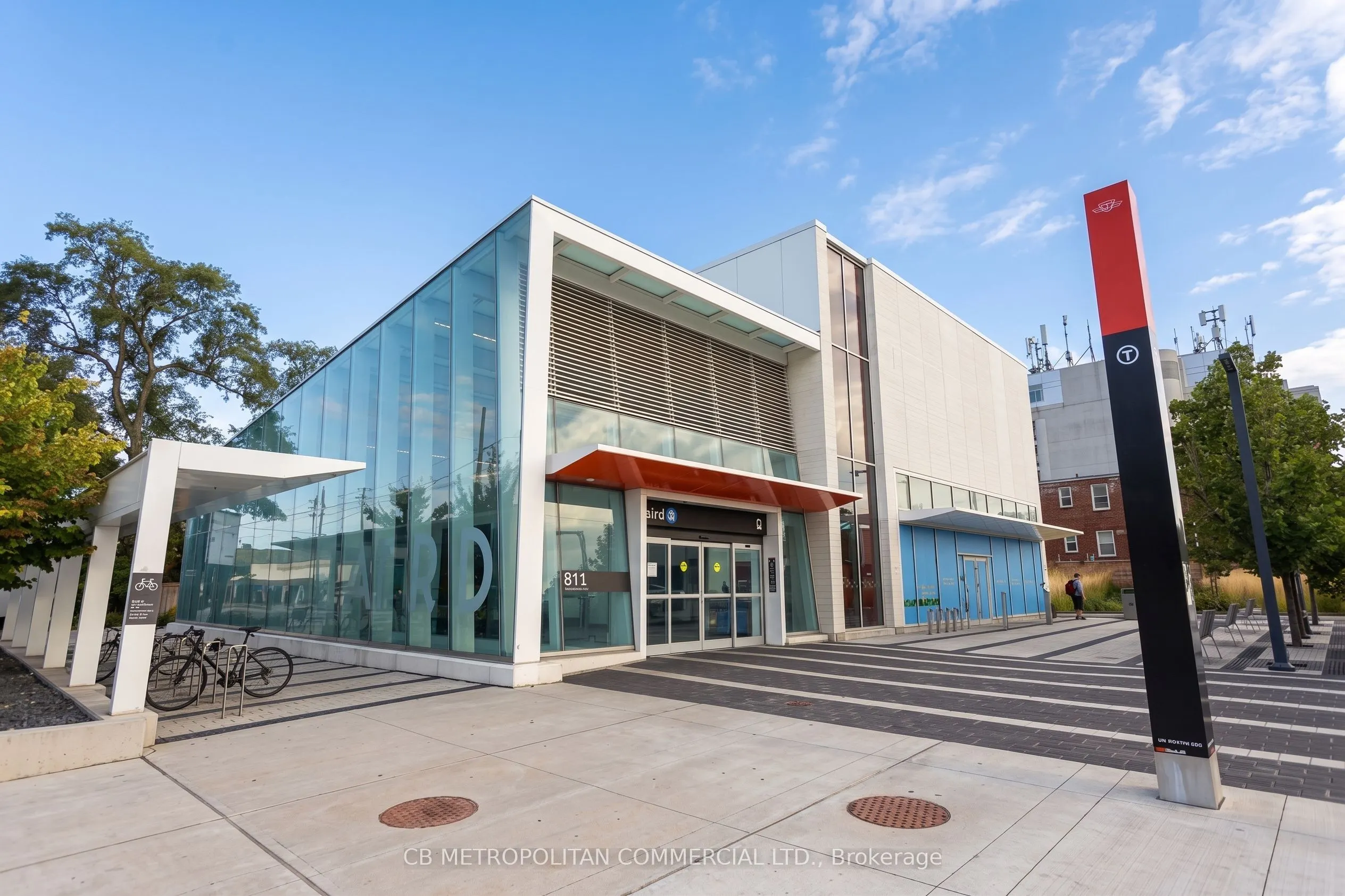 876 Eglinton Avenue E