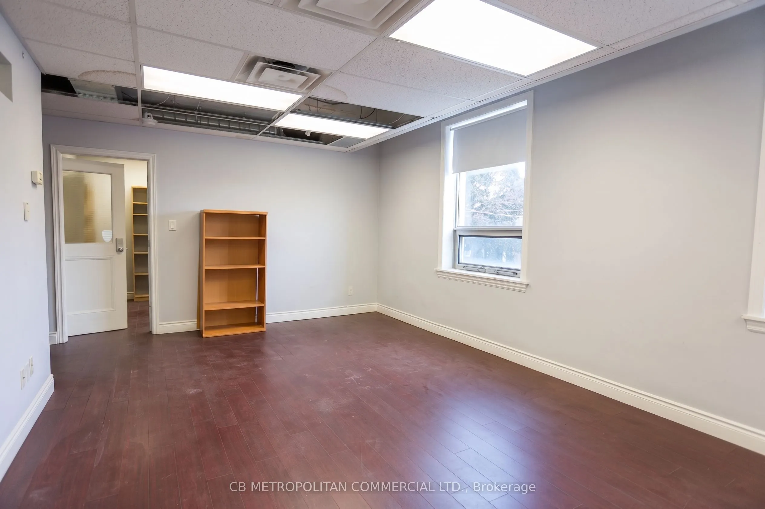 876 Eglinton Avenue E