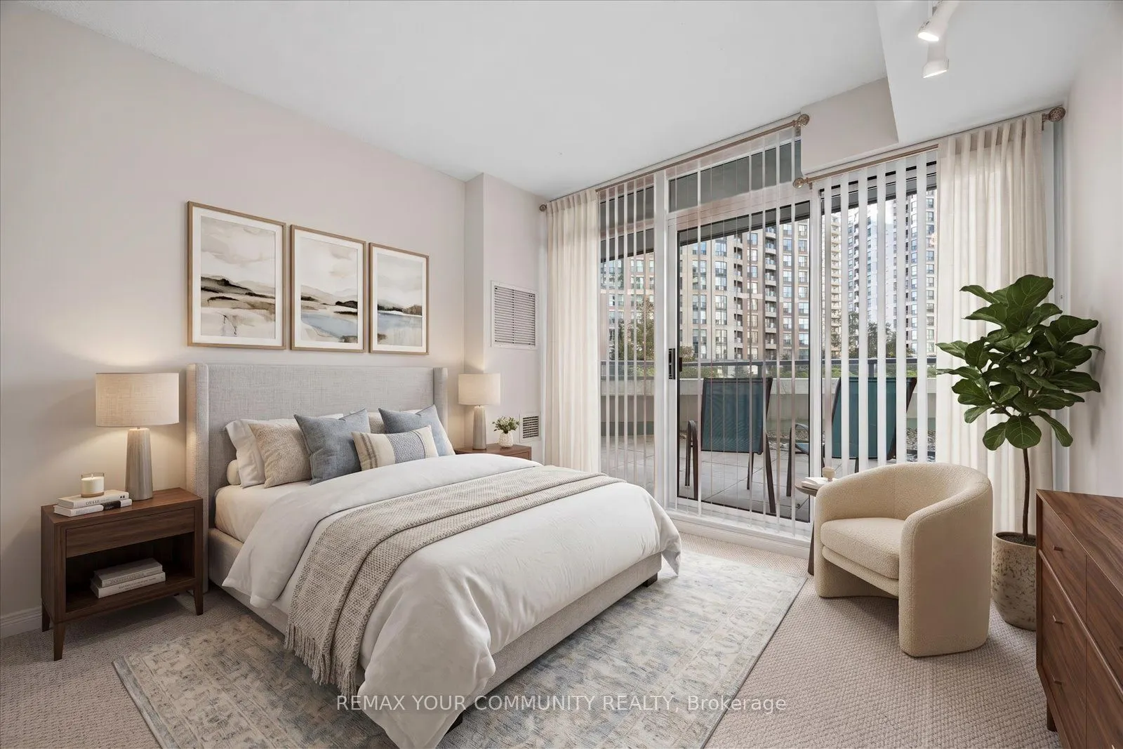 5500 Yonge Street #209