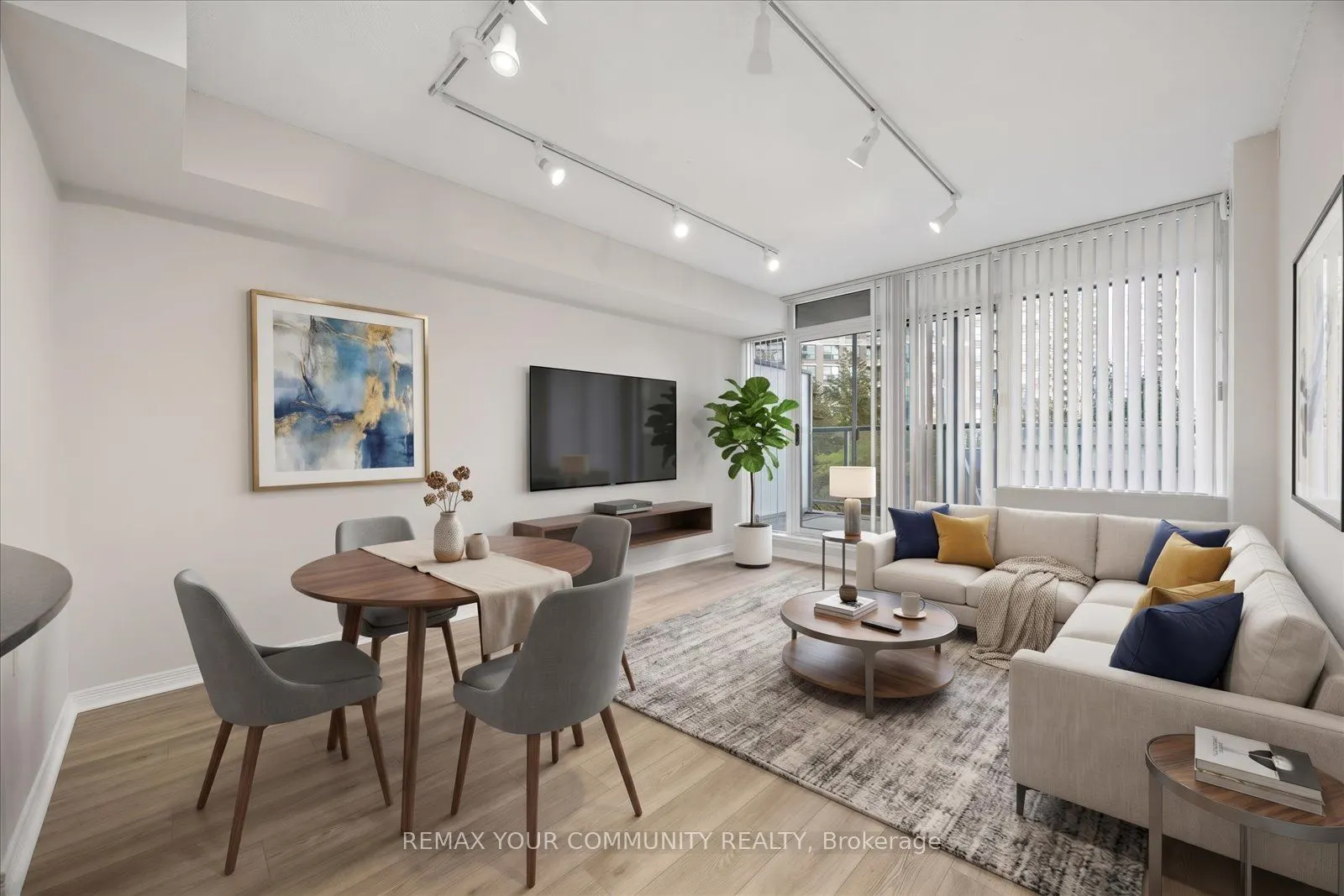 5500 Yonge Street #209