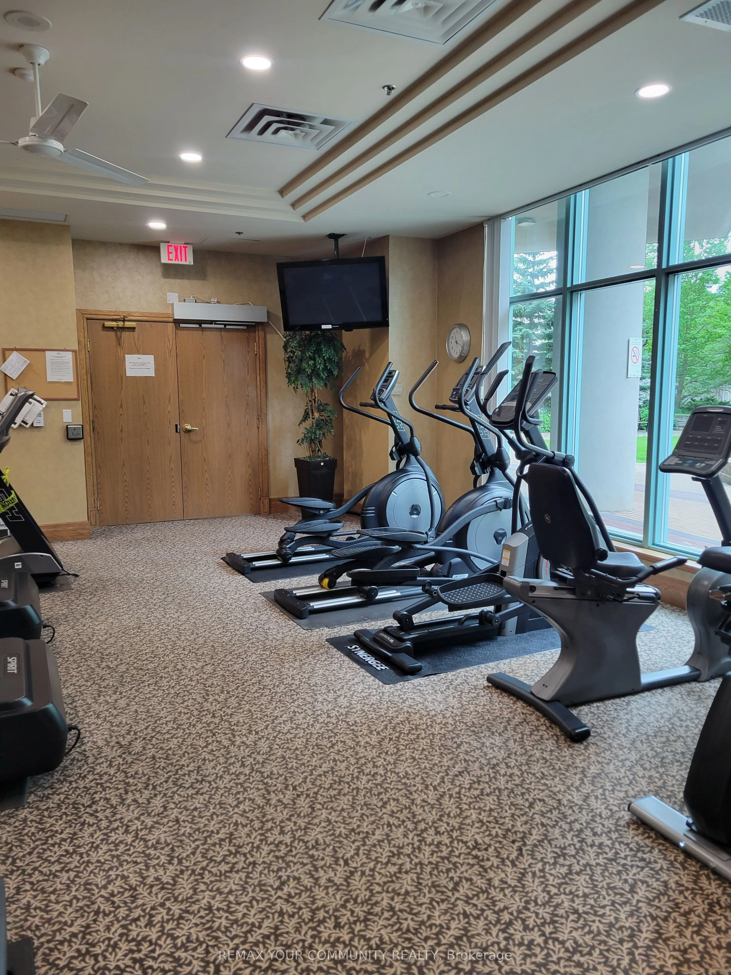 5500 Yonge Street #209