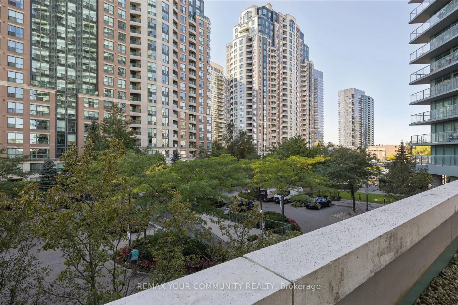 5500 Yonge Street #209