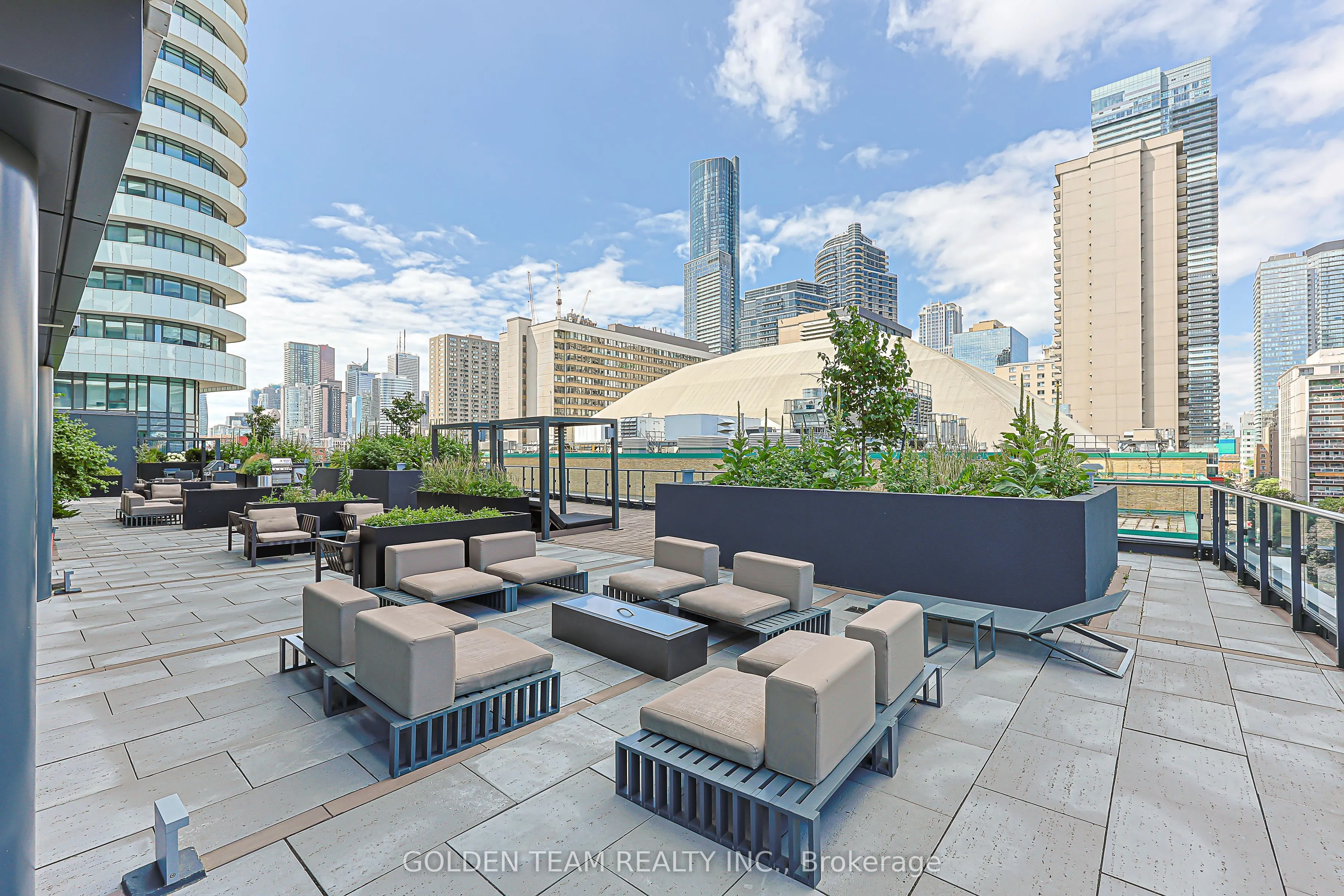 85 Wood Street #3802