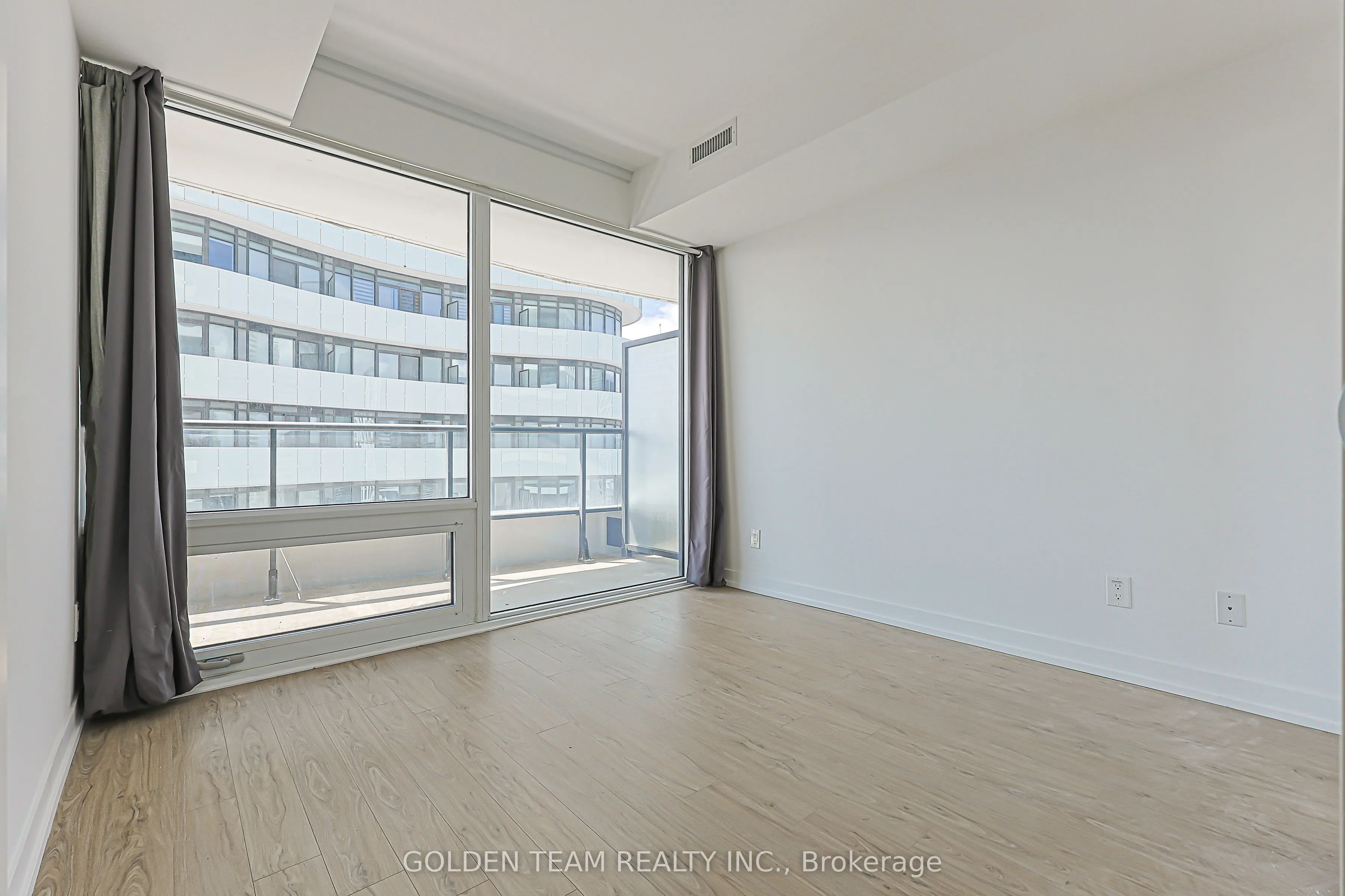 85 Wood Street #3802