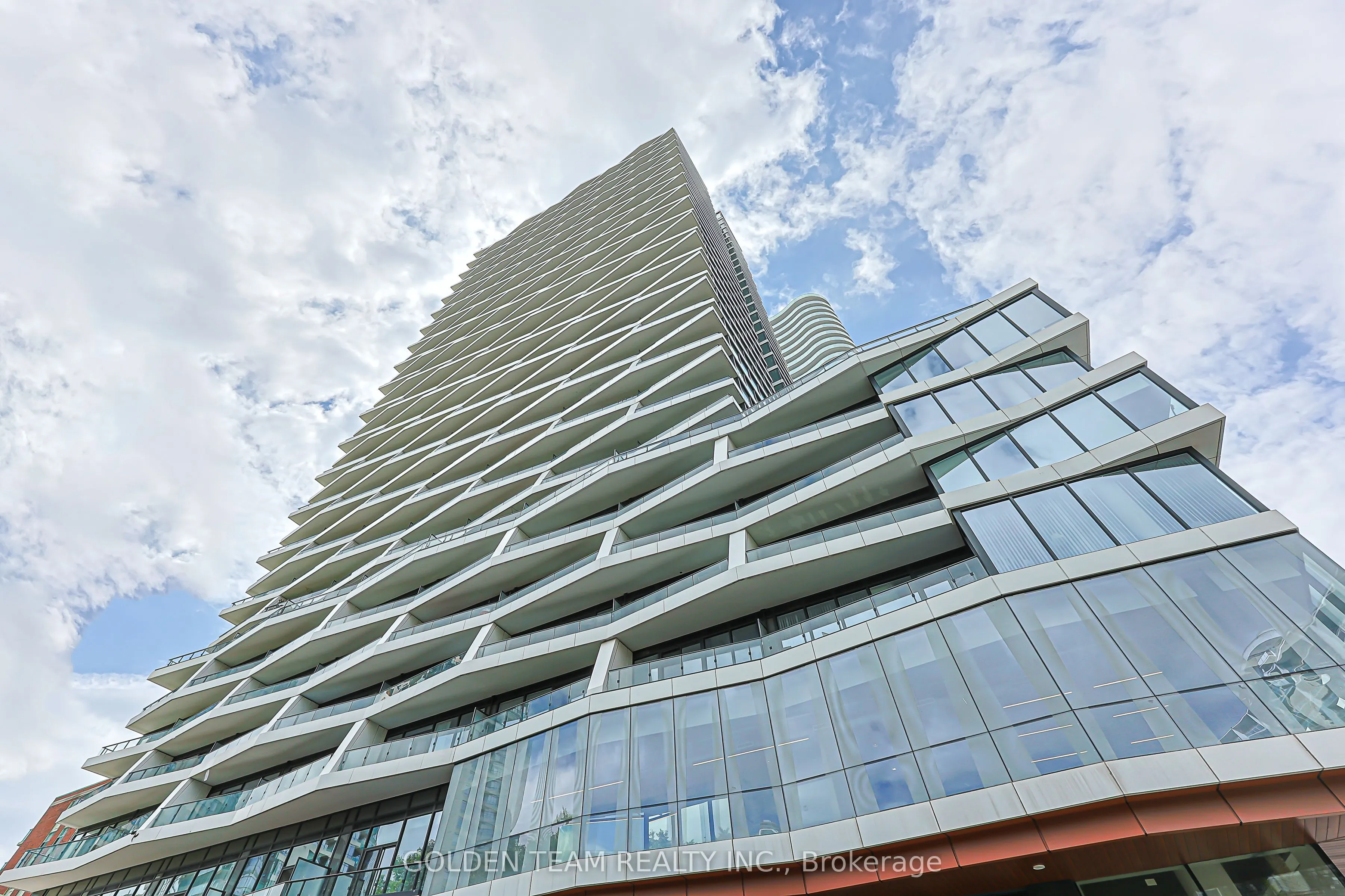 85 Wood Street #3802