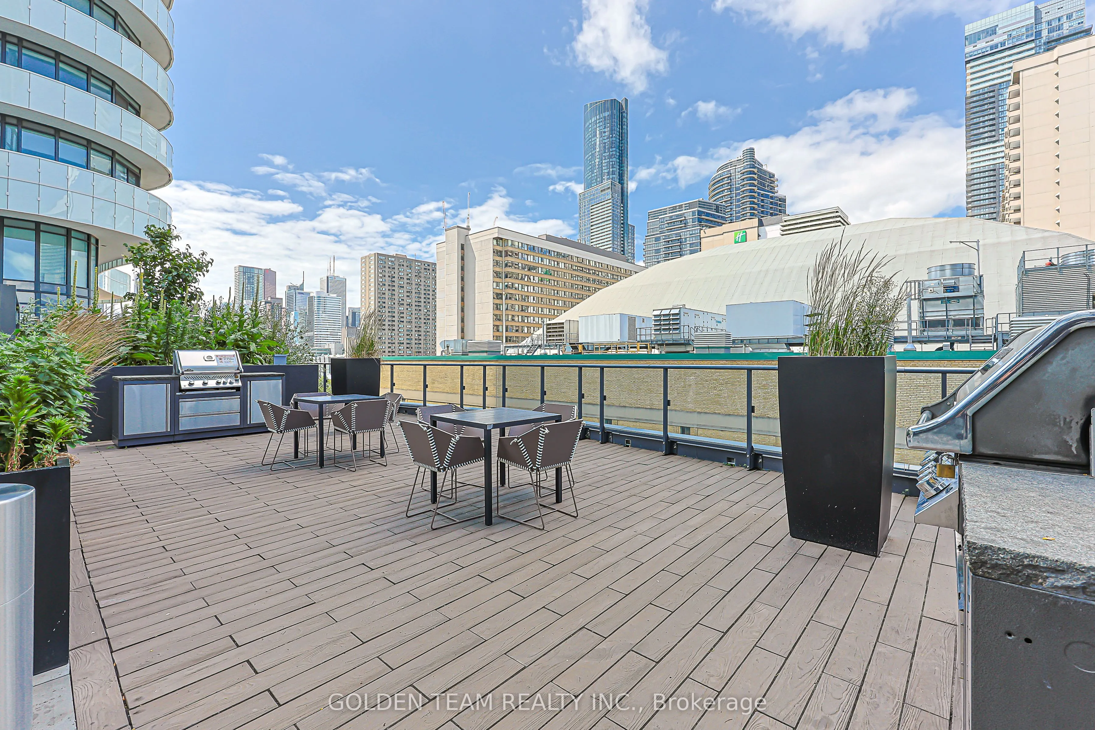 85 Wood Street #3802