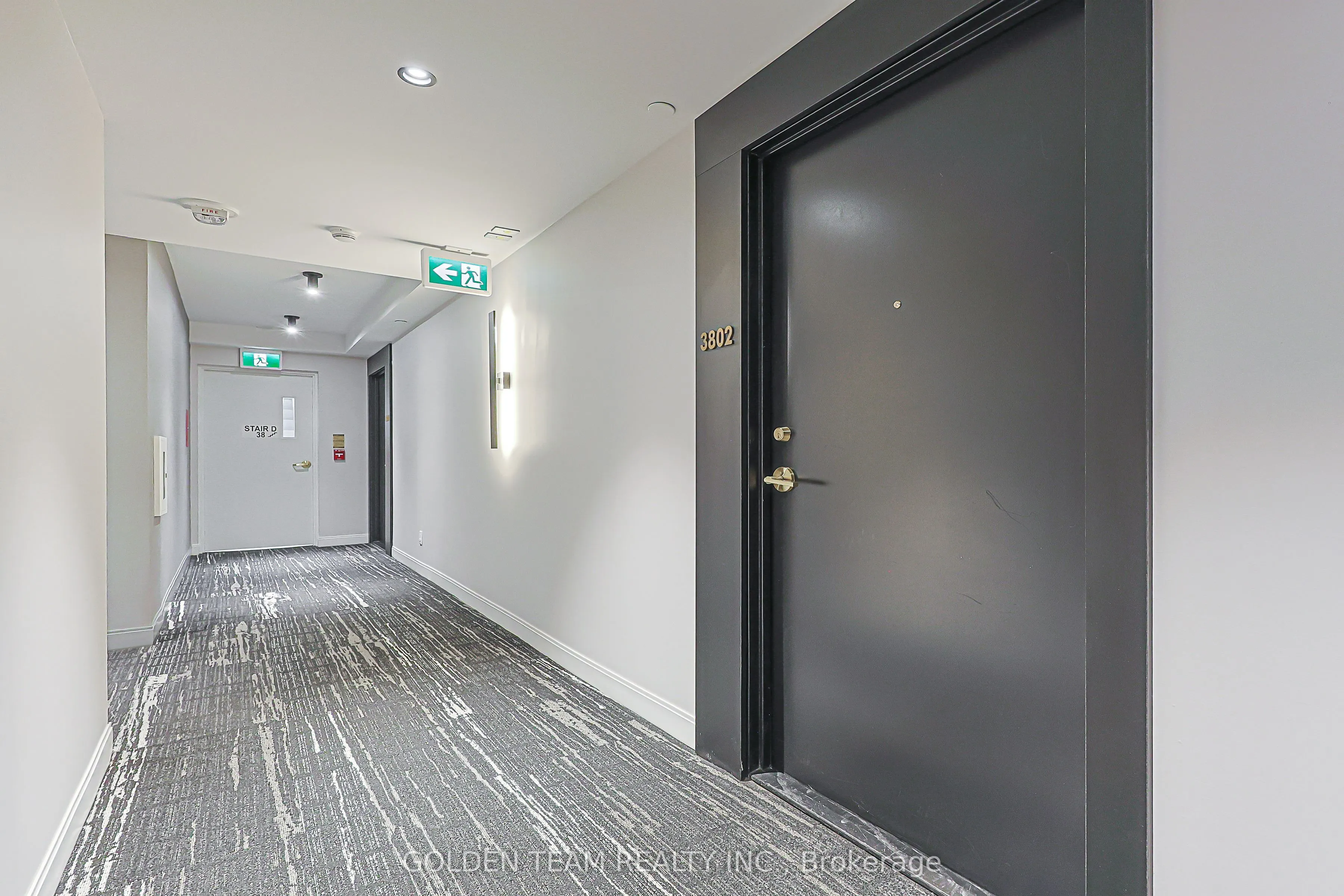 85 Wood Street #3802