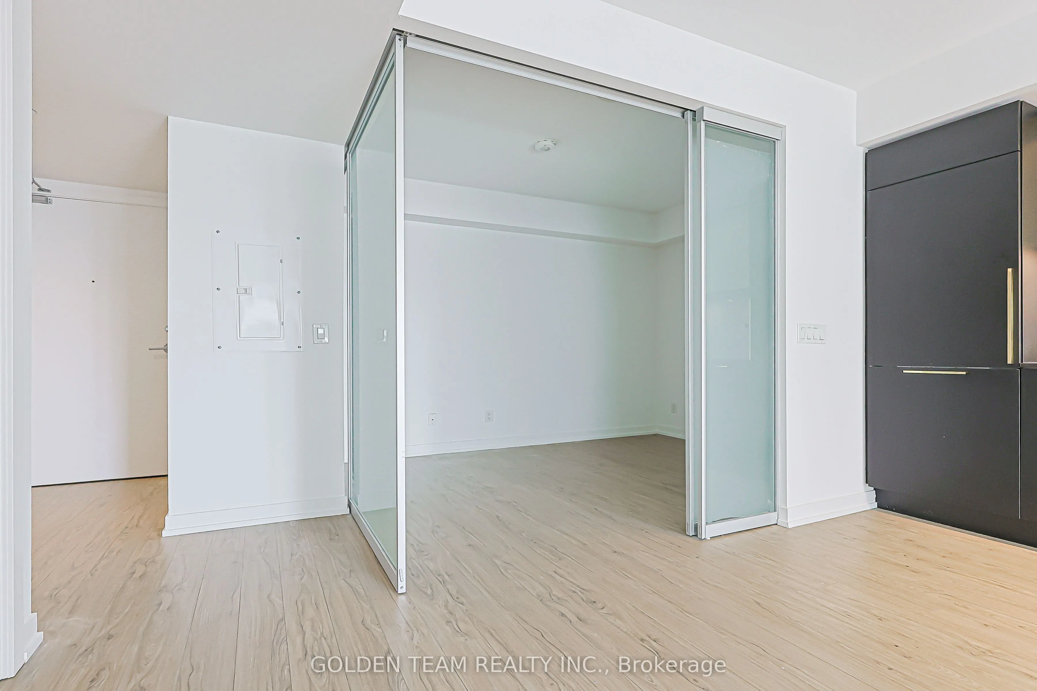 85 Wood Street #3802