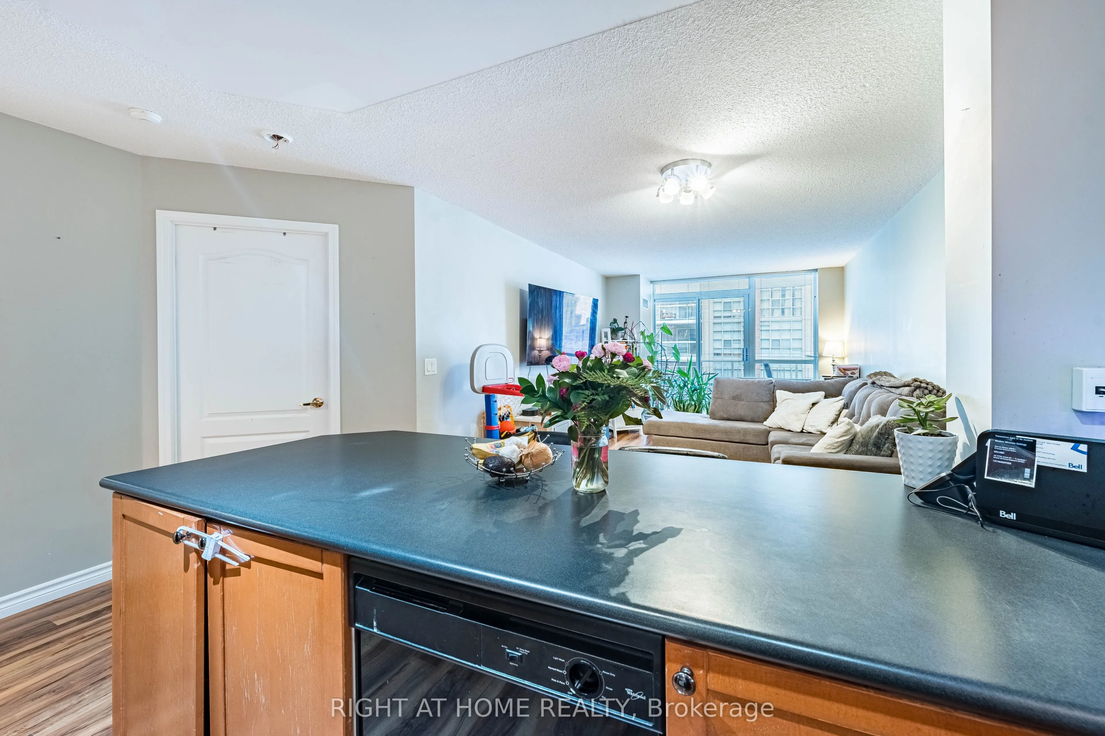18 Stafford Street #602