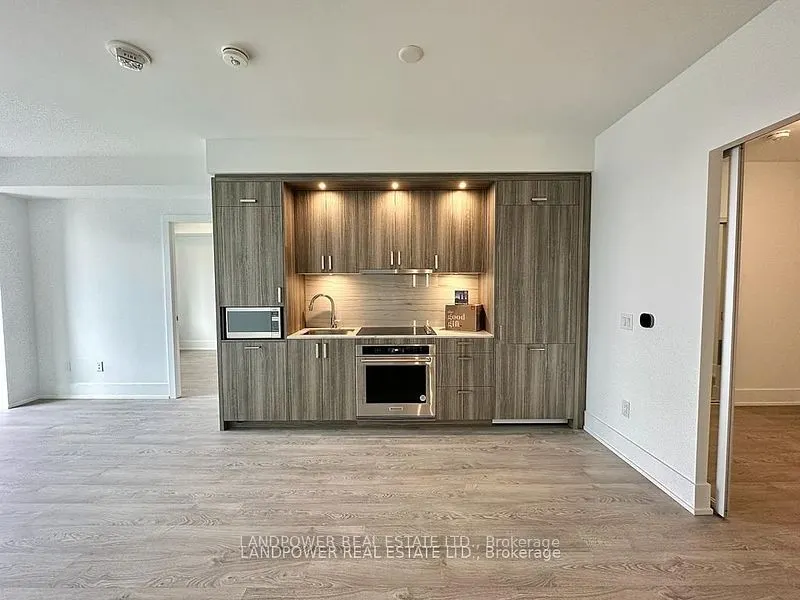 480 Front Street W #1303