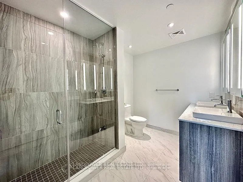 480 Front Street W #1303
