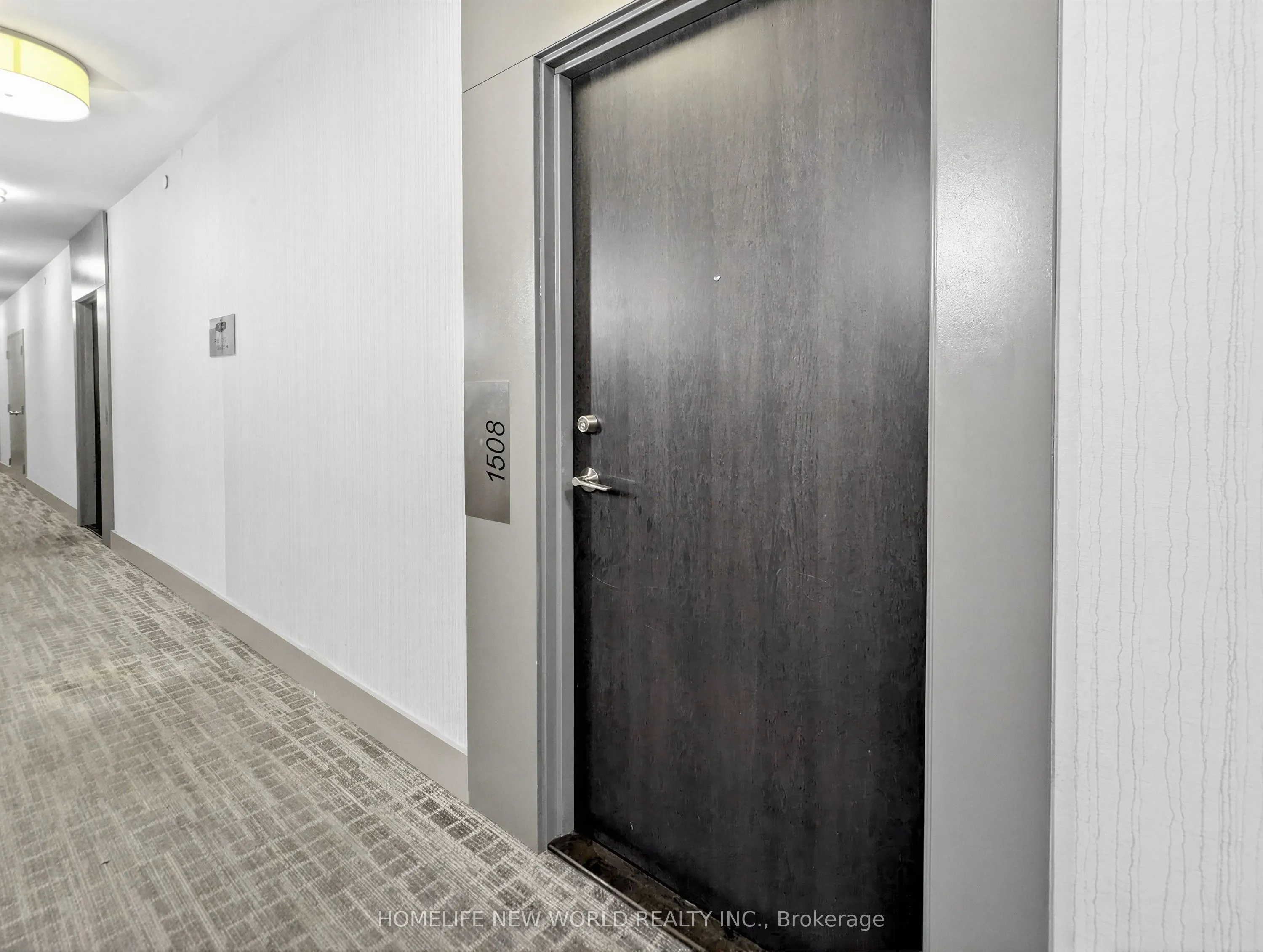 50 Bruyeres Mews #1508