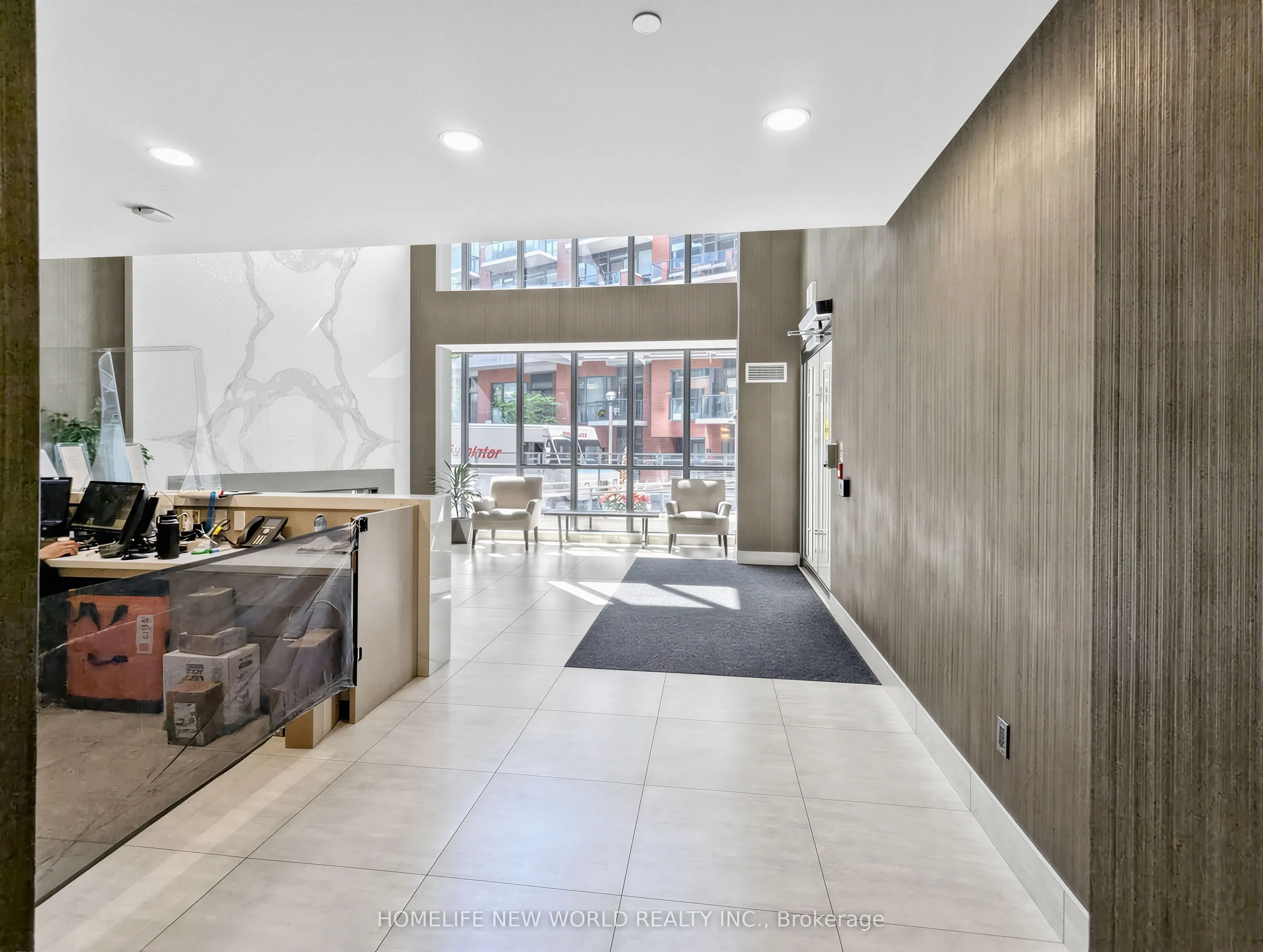 50 Bruyeres Mews #1508