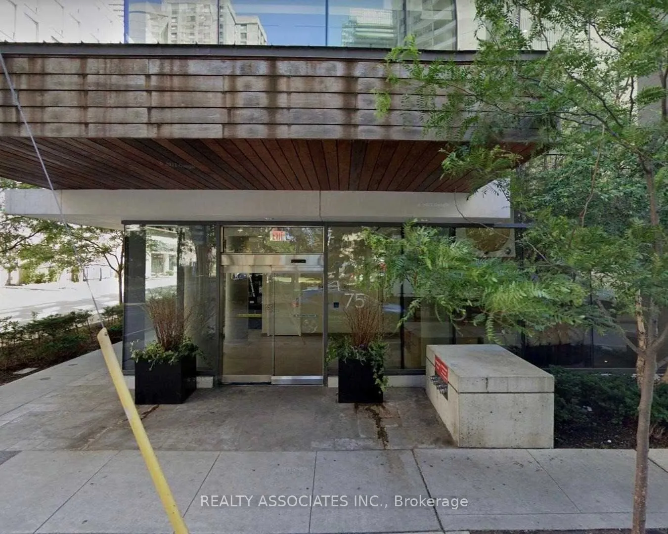 75 St Nicholas Street #2105