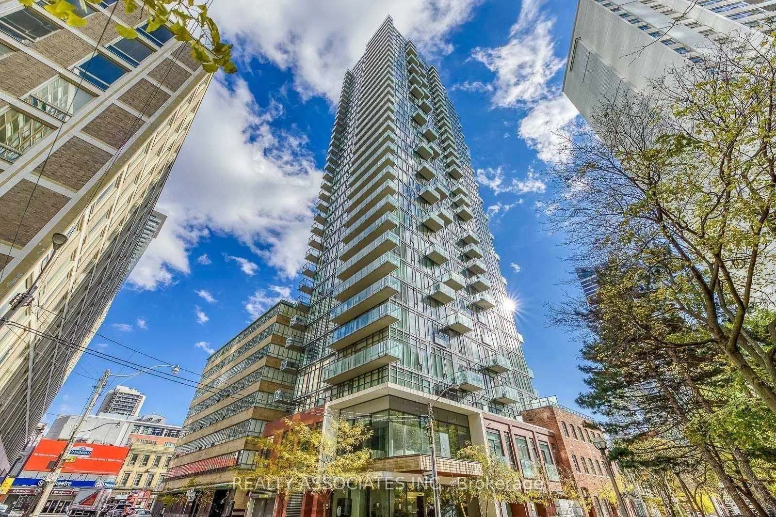 75 St Nicholas Street #2105