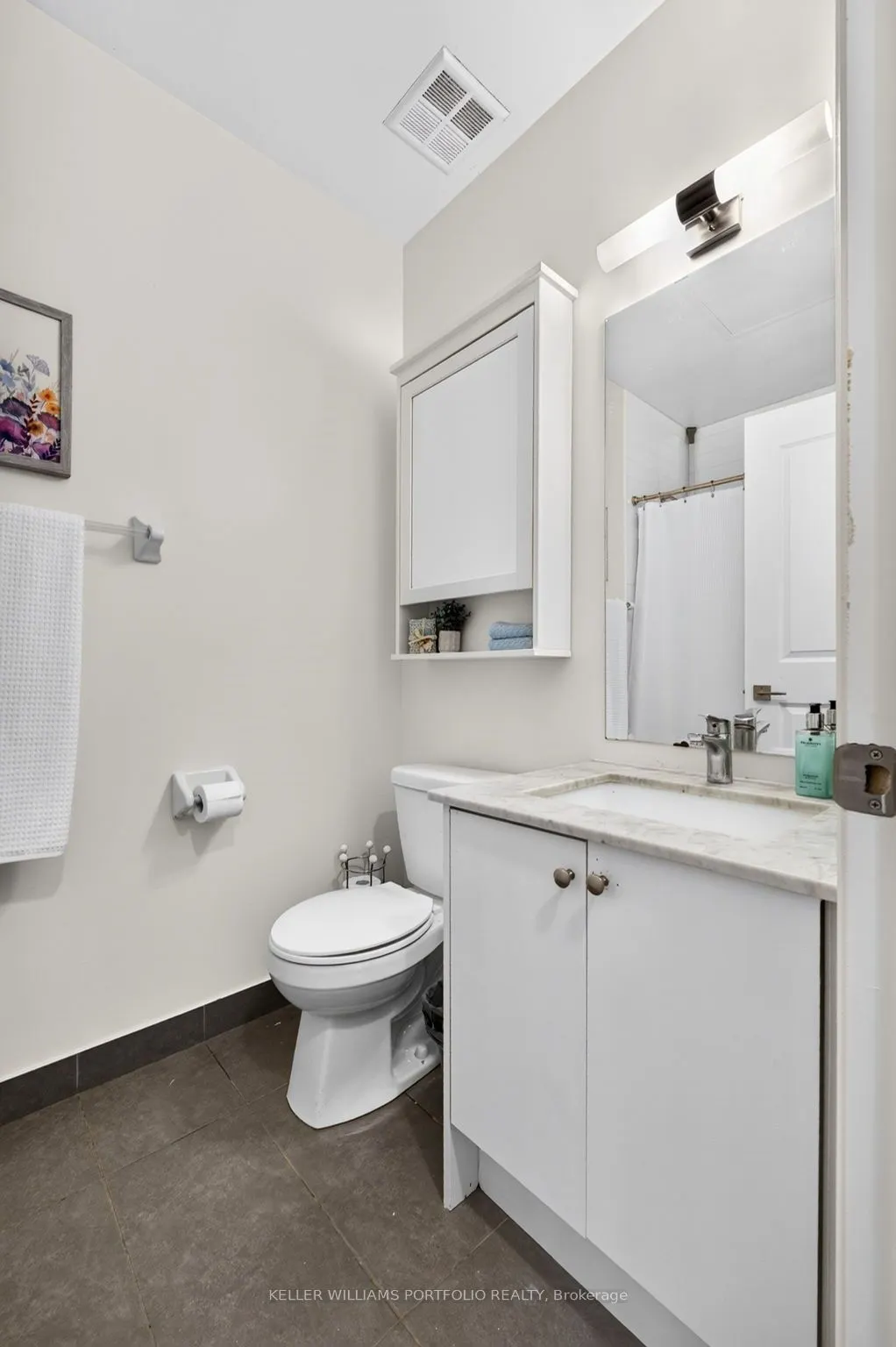 23 Glebe Road W #802