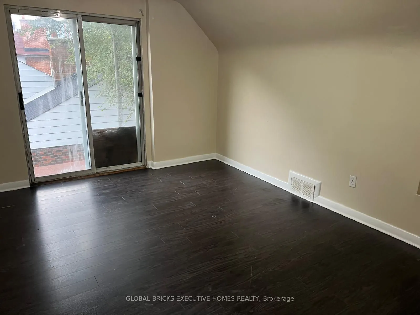 35 Luverne Avenue
