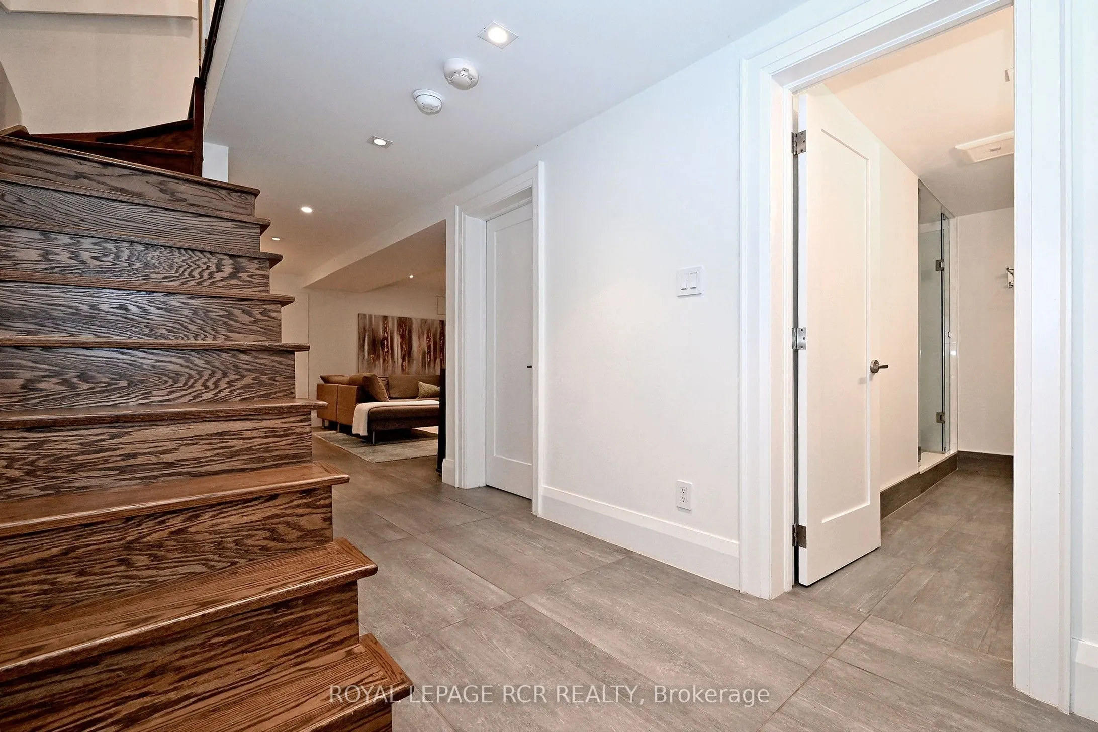 214 Briar Hill Avenue