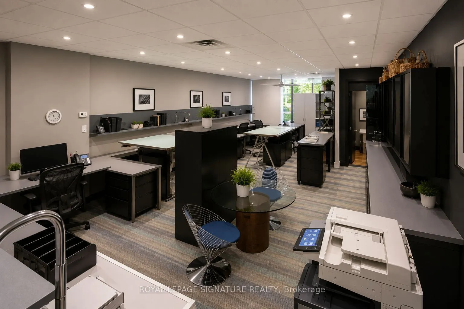 220 Avenue Road #4