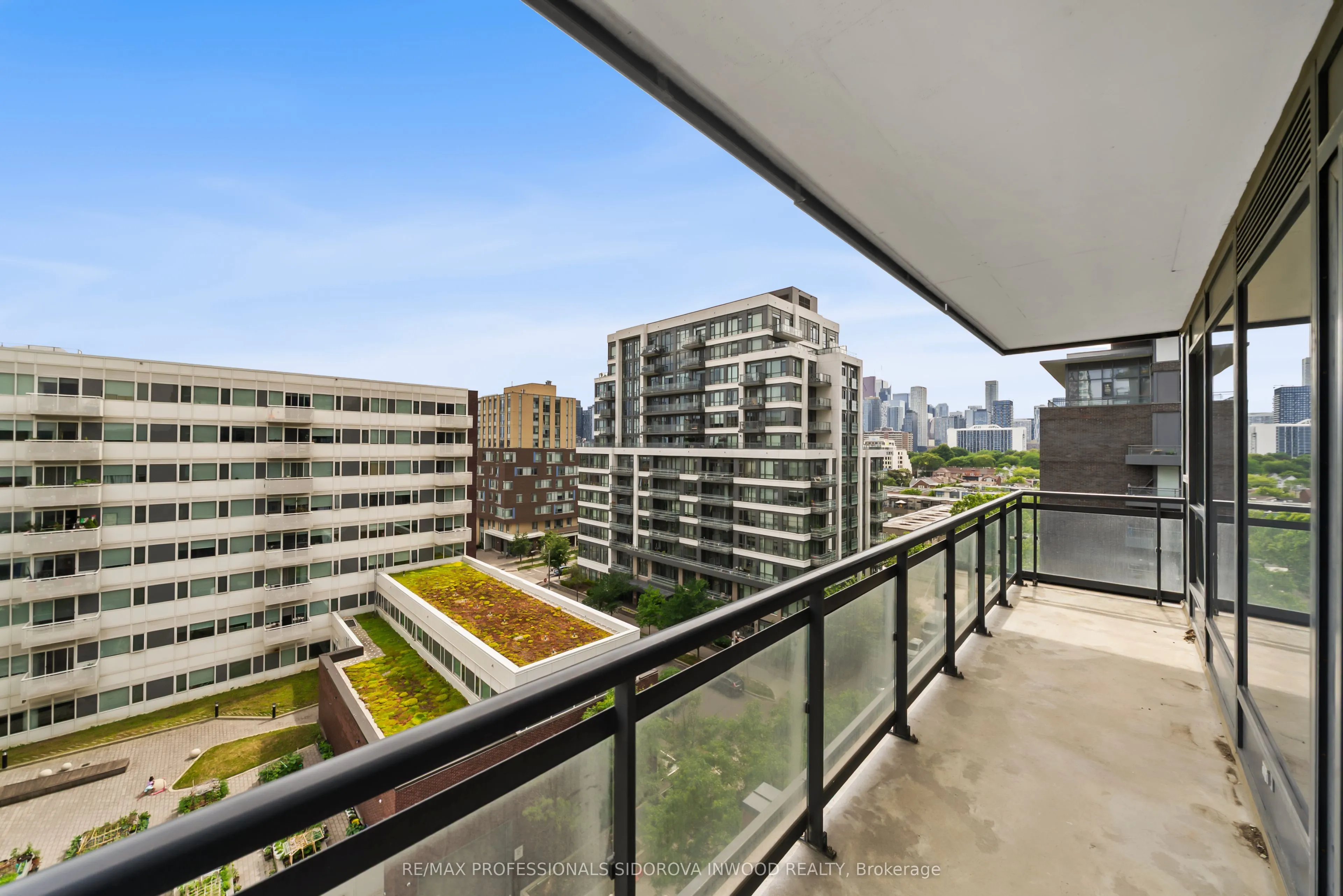 225 Sackville Street #703