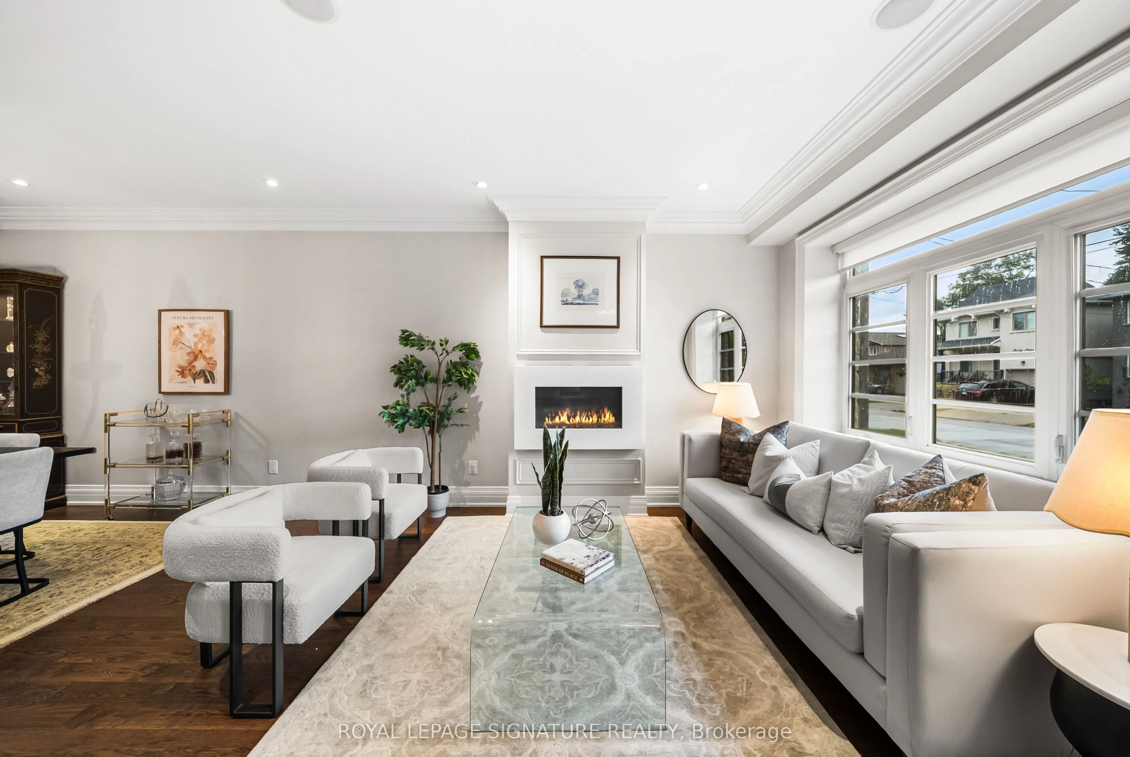 39 Regina Avenue