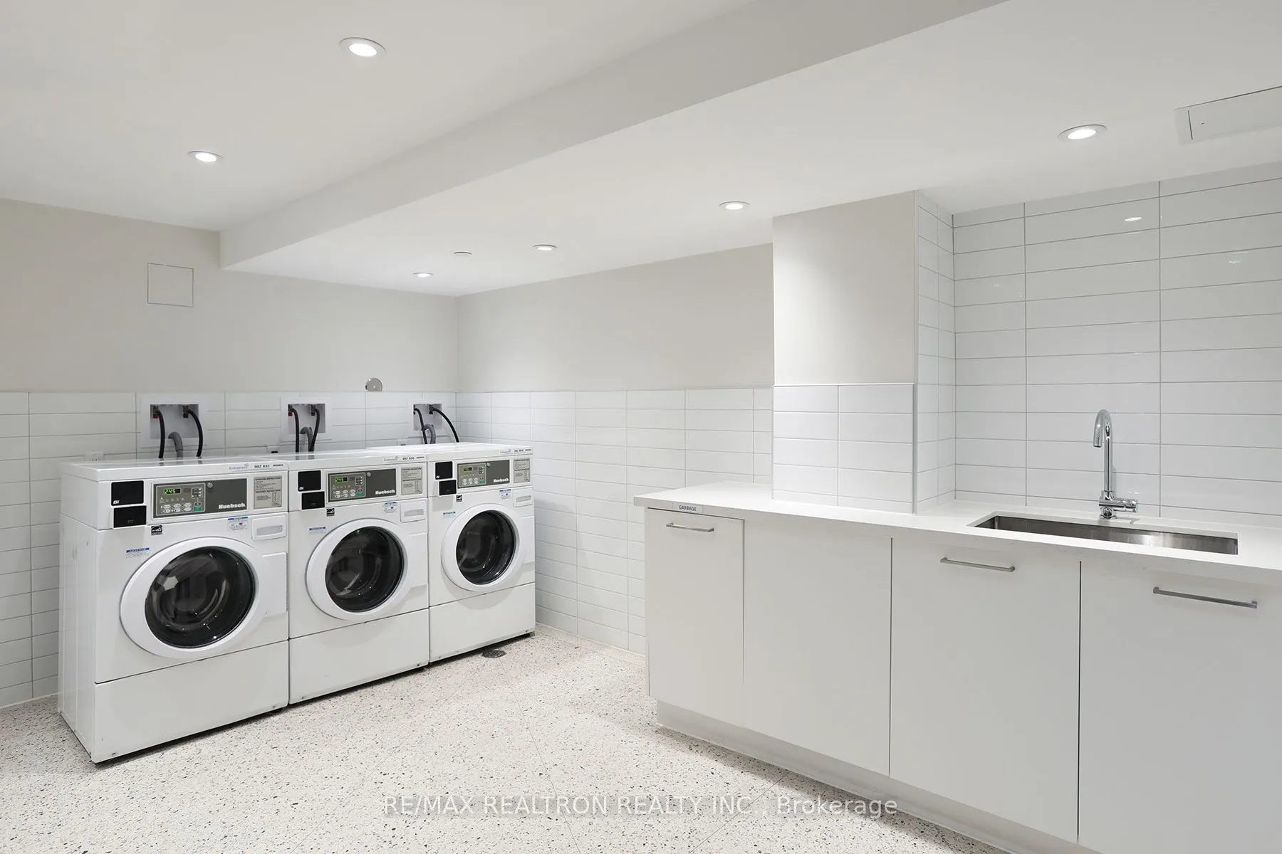 485 Huron Street #206