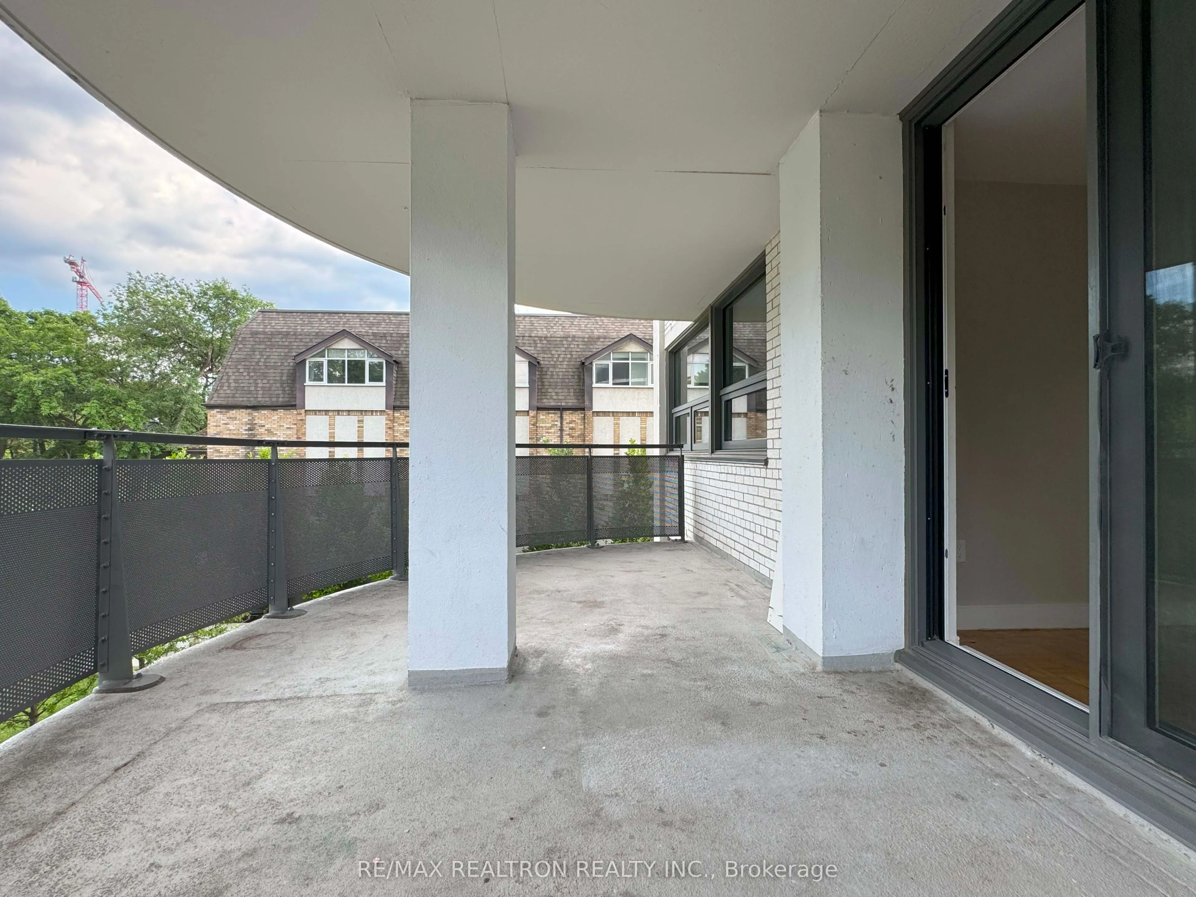 485 Huron Street #206