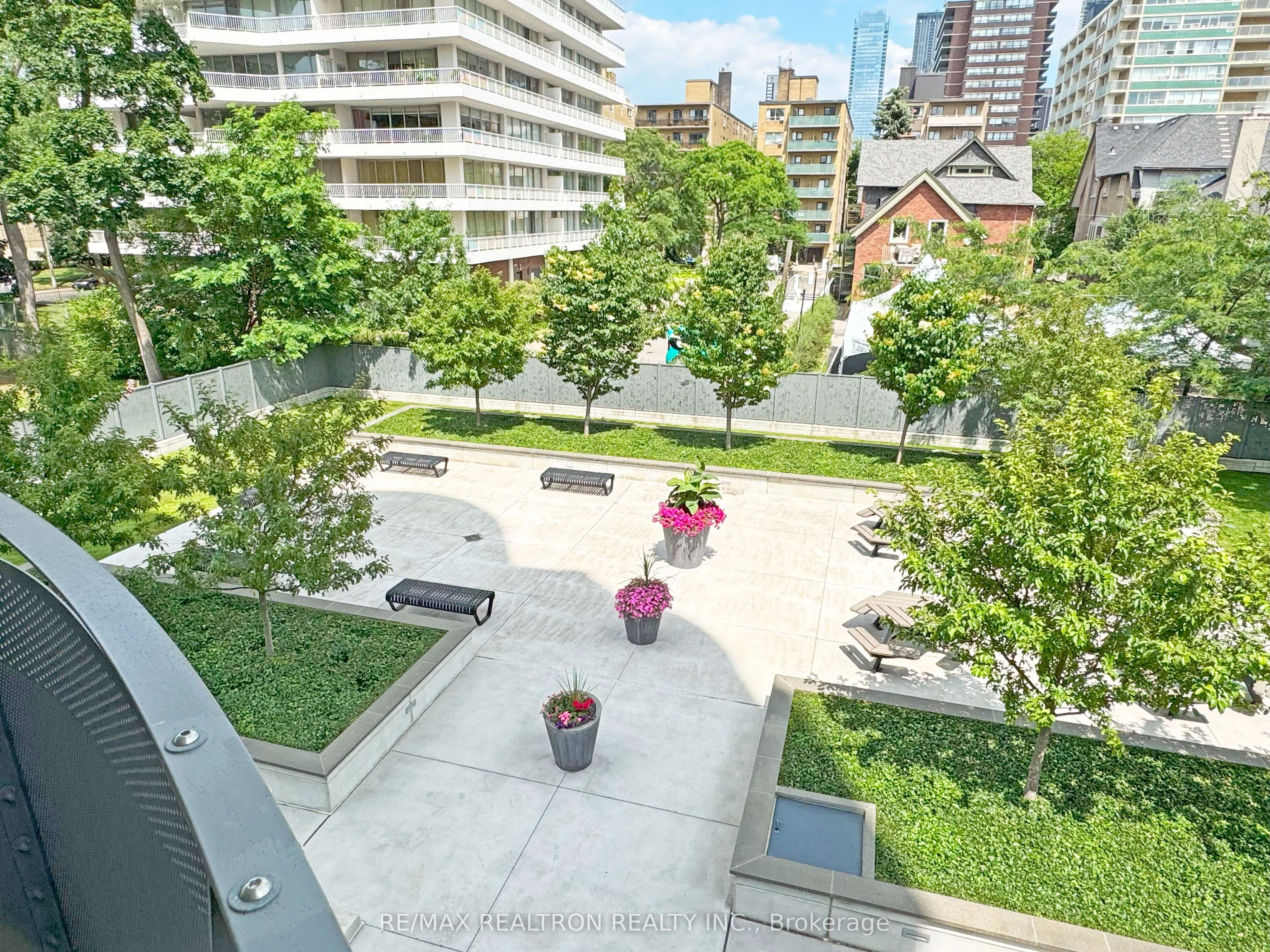 485 Huron Street #206