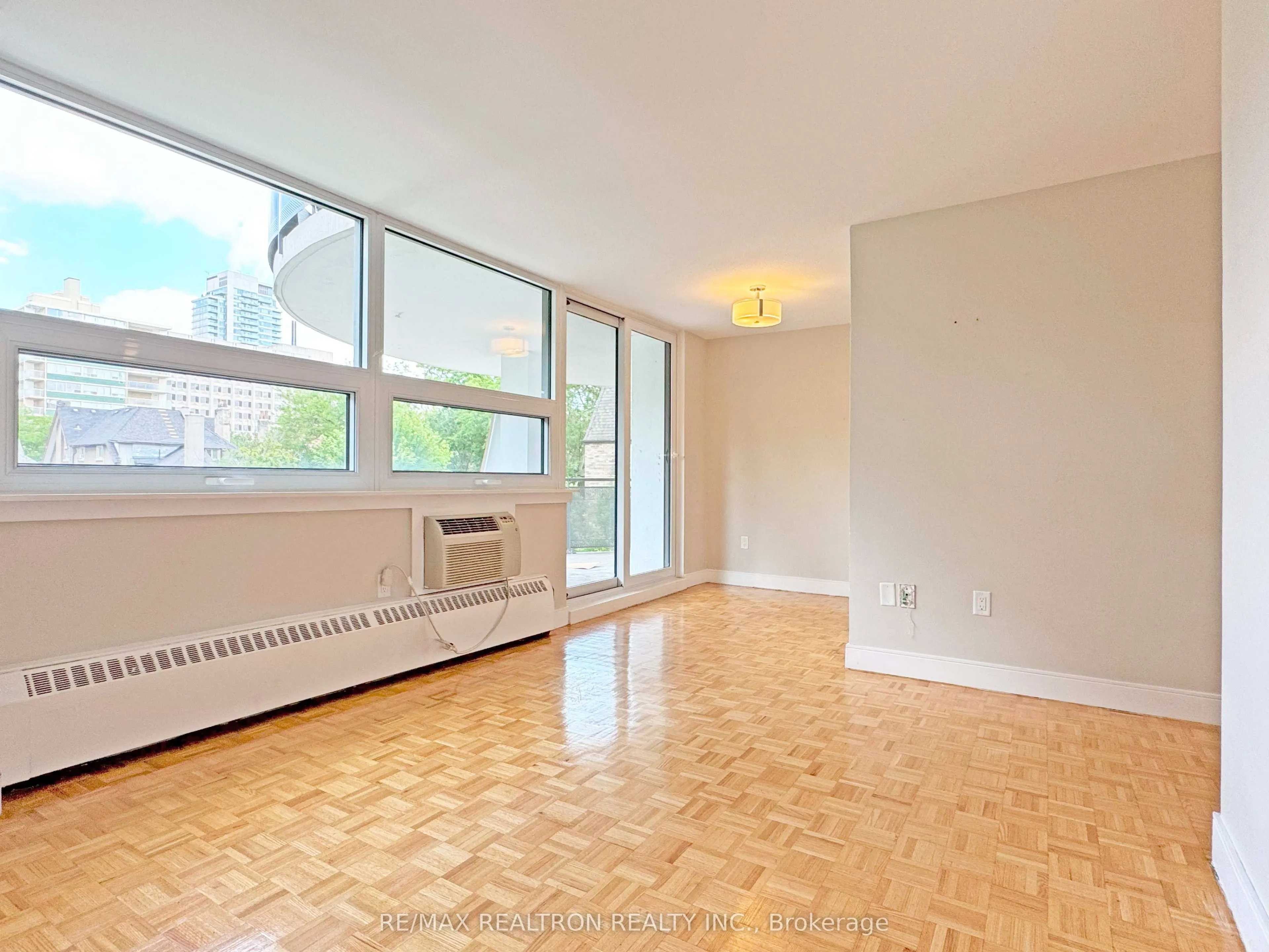 485 Huron Street #206