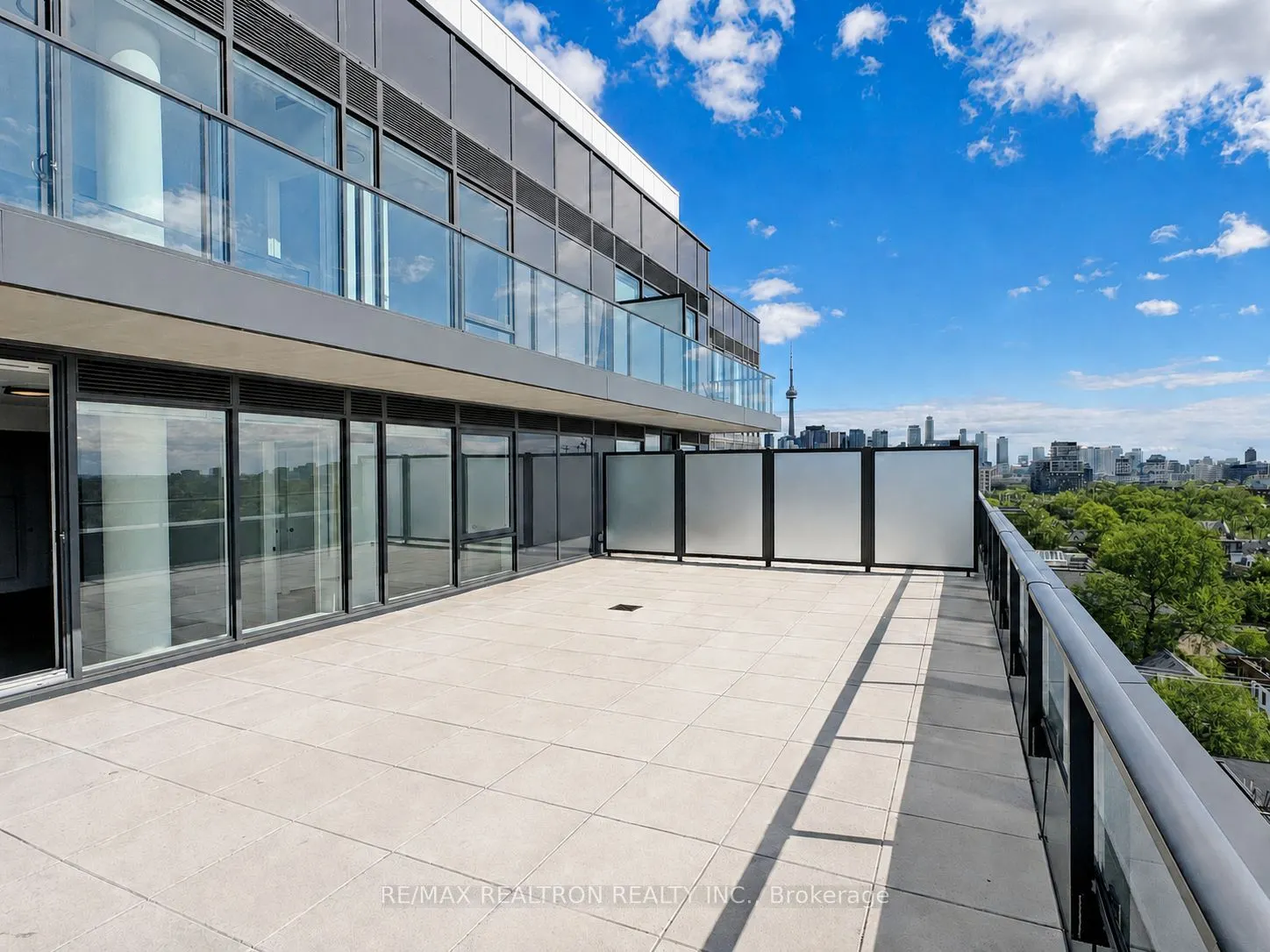 664 Spadina Avenue #1001