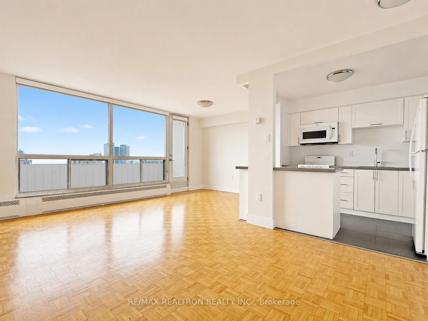 666 Spadina Avenue #1611
