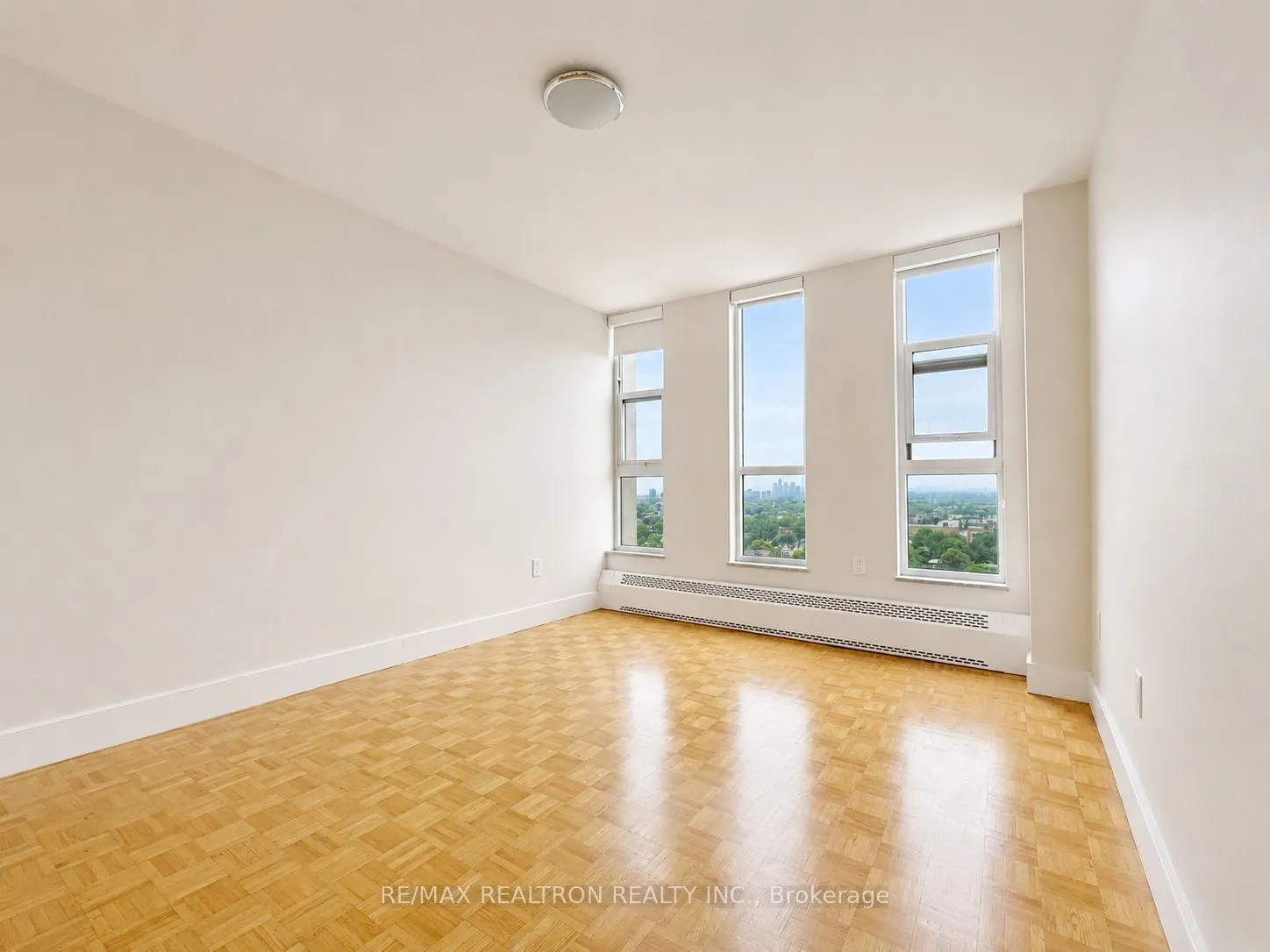 666 Spadina Avenue #1611
