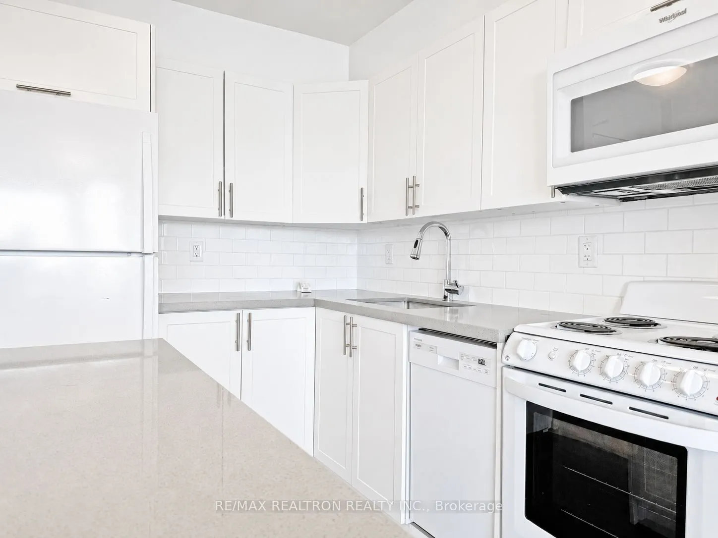 666 Spadina Avenue #1410