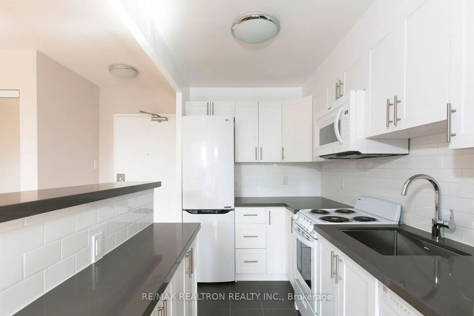 1500 Bathurst Street #907