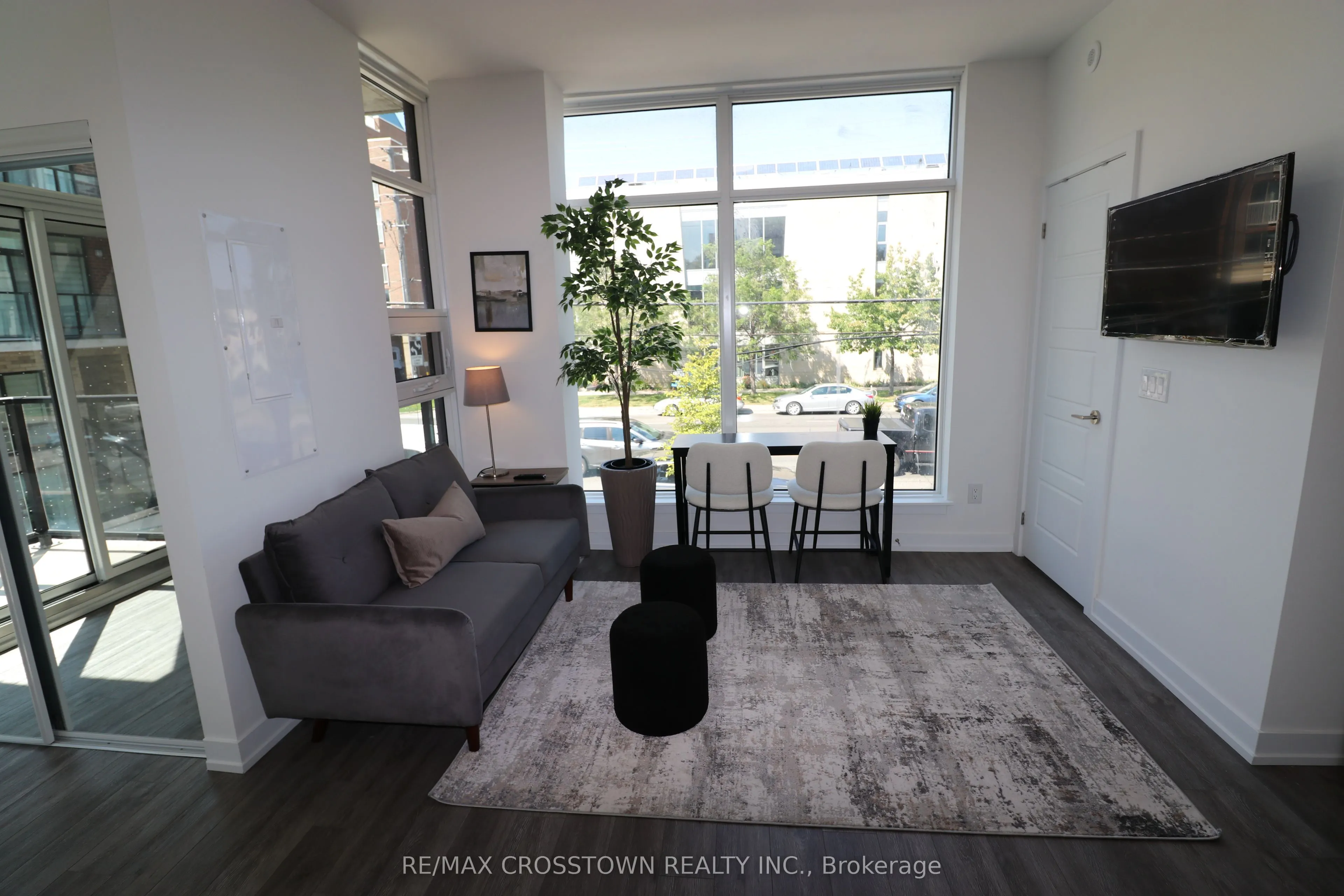57-861 Sheppard Avenue W #2nd