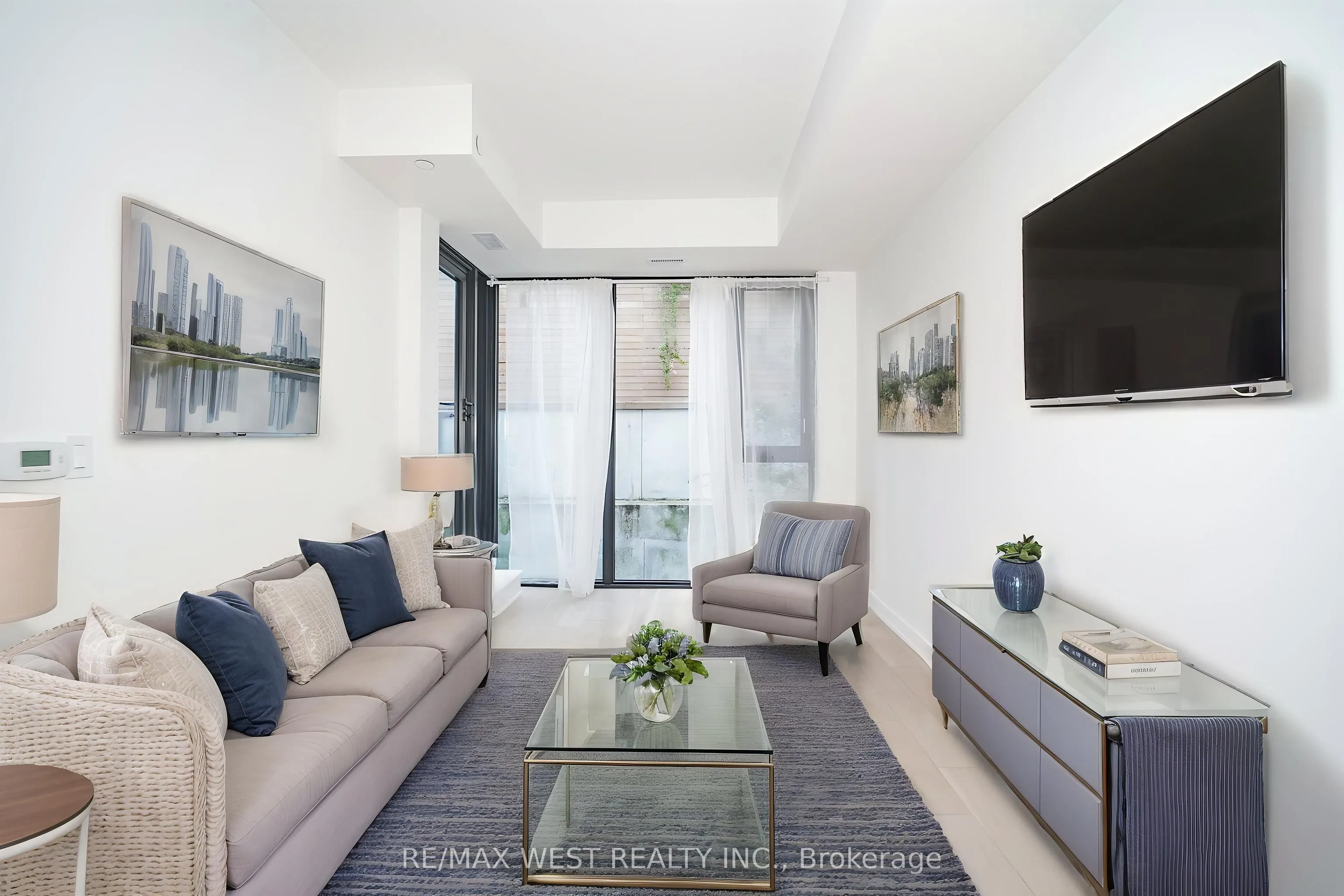 840 St Clair Avenue W #205