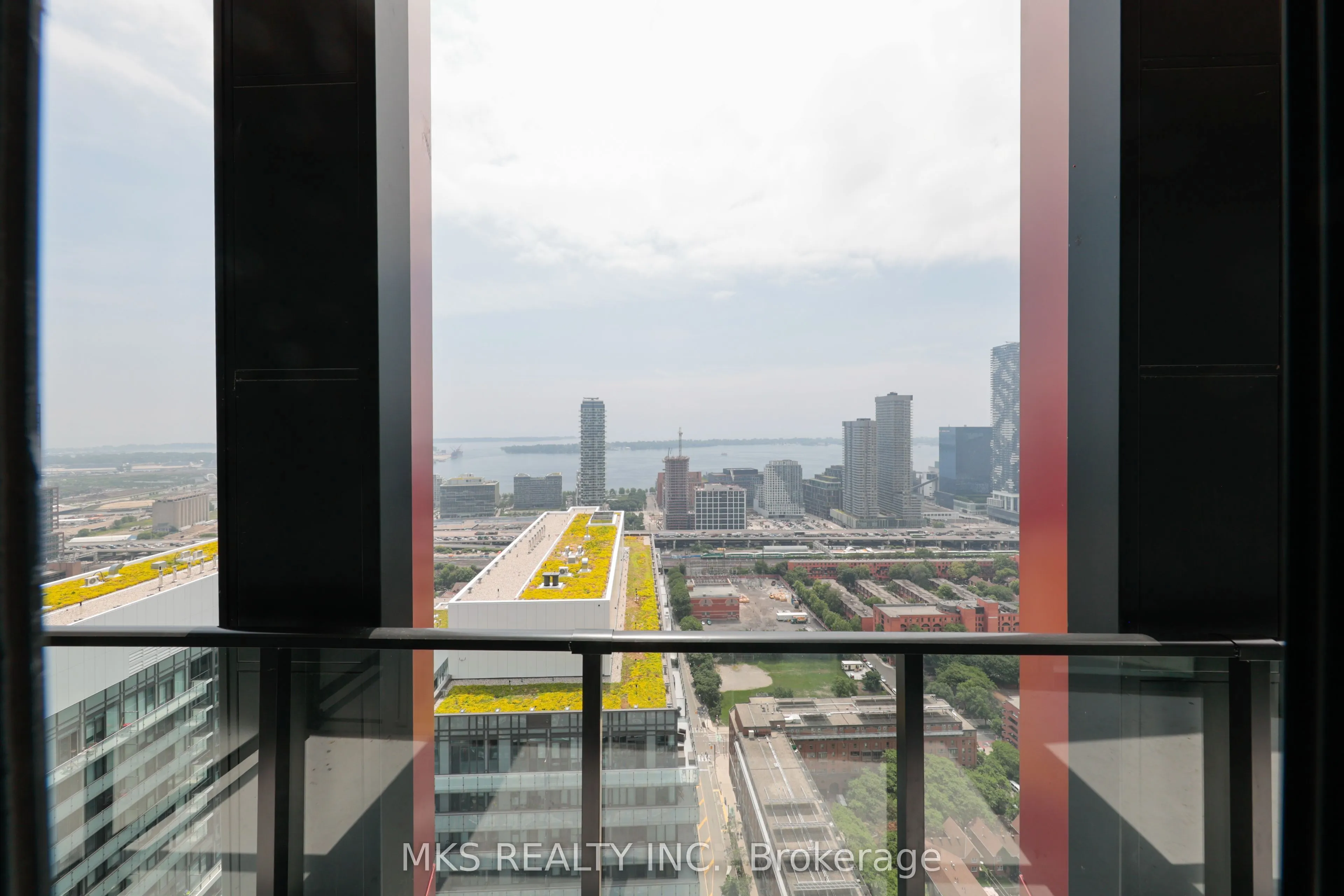 180 Front Street E #PH10