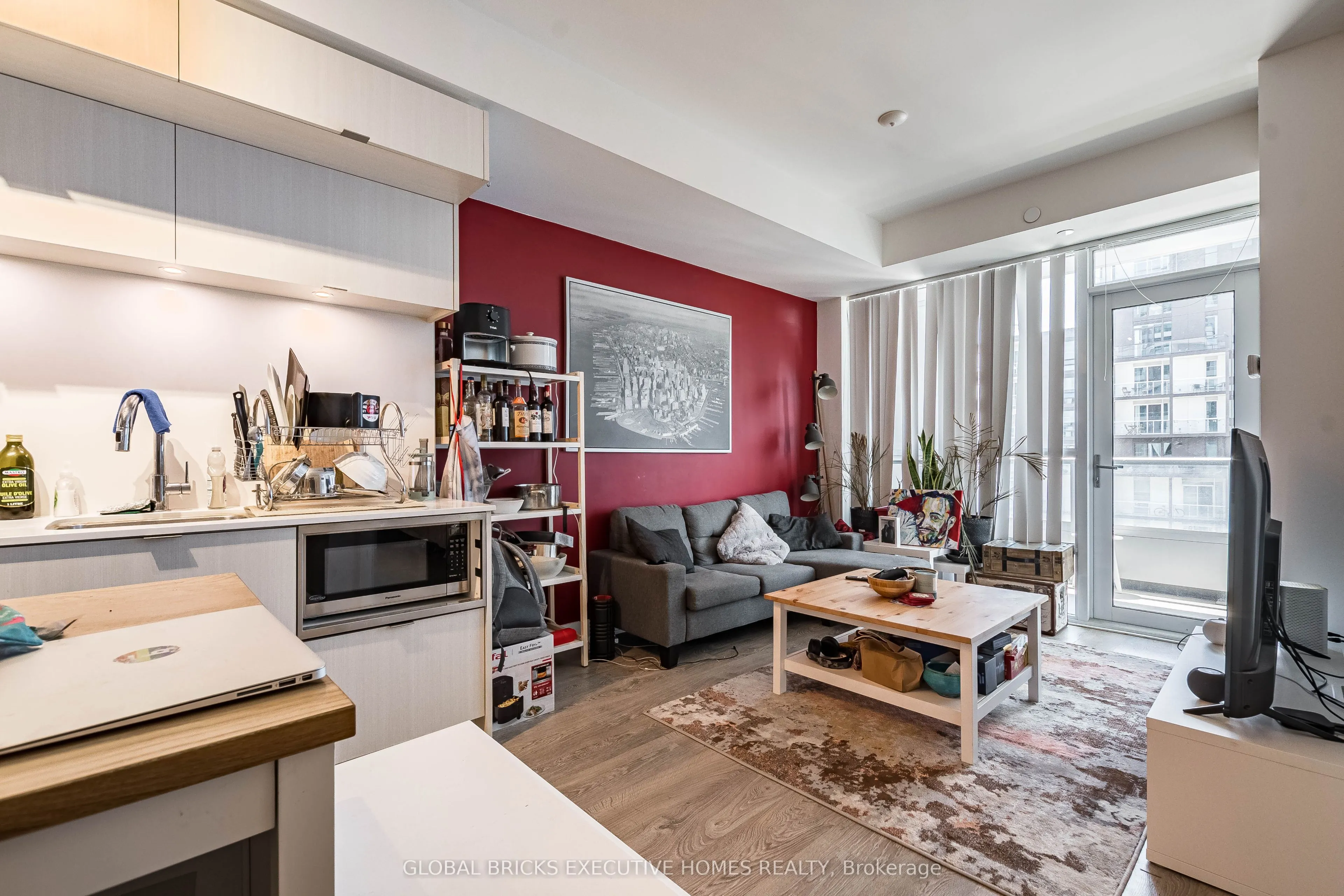 38 Cameron Street #602
