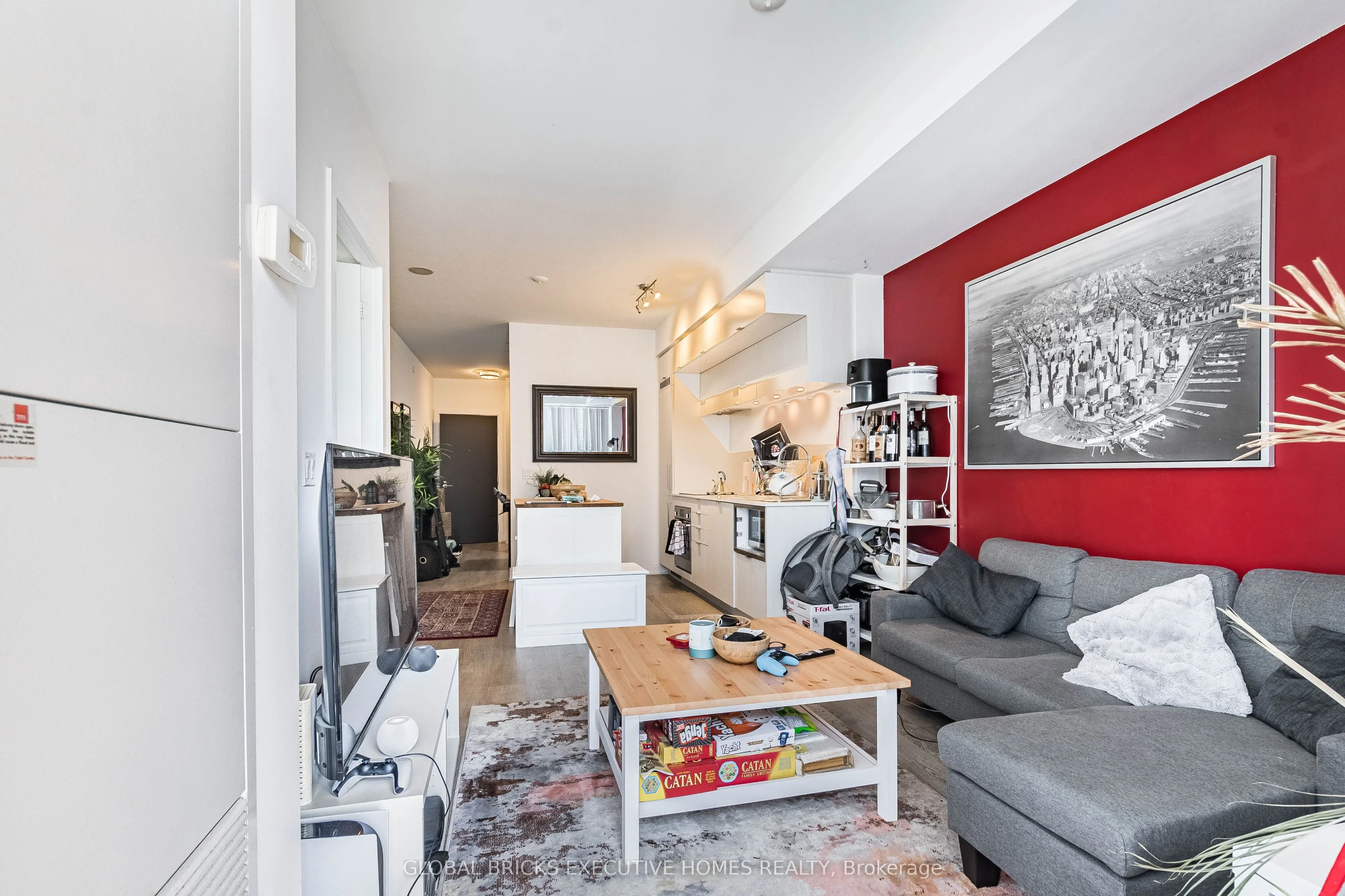38 Cameron Street #602