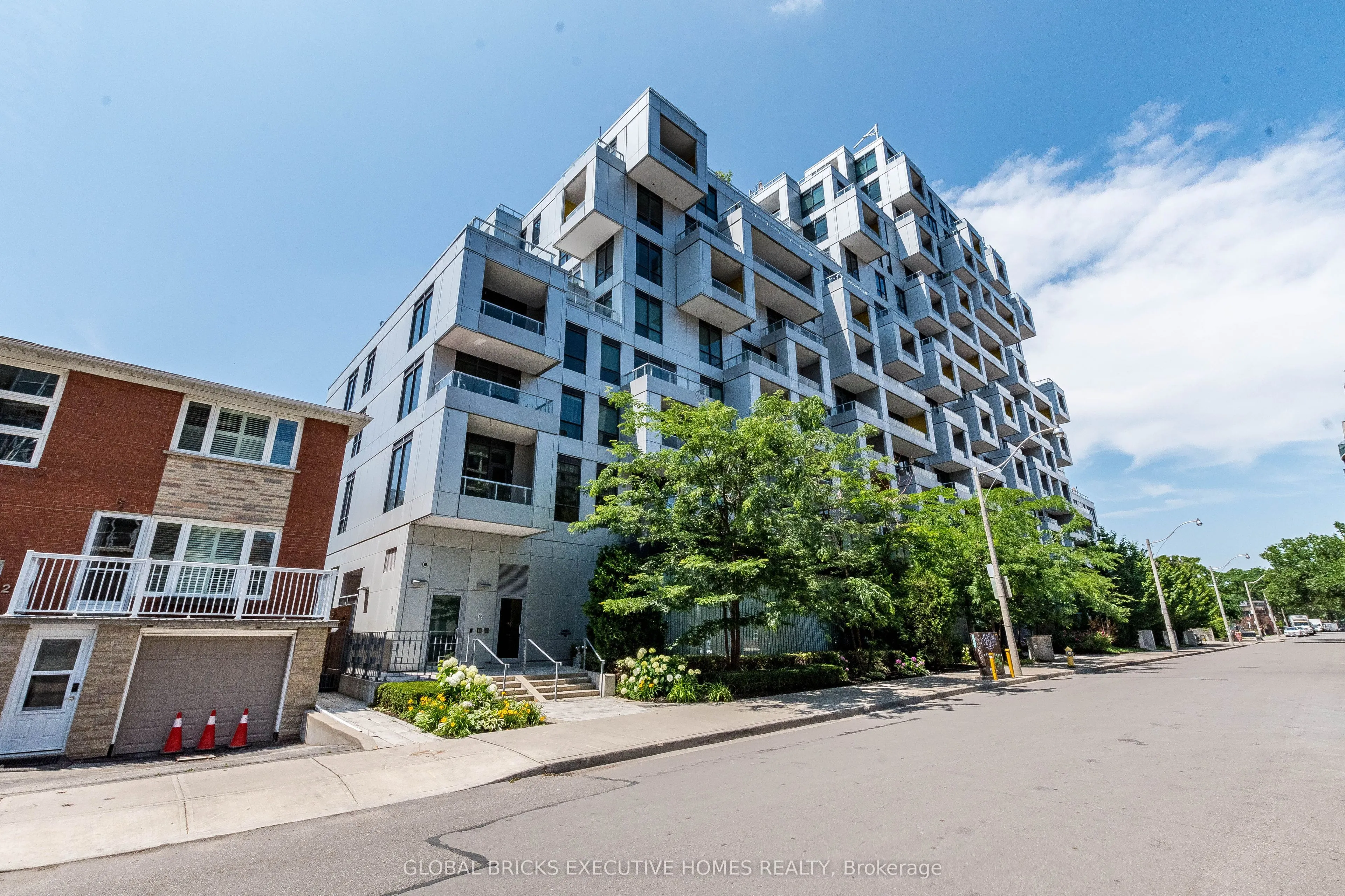 38 Cameron Street #602