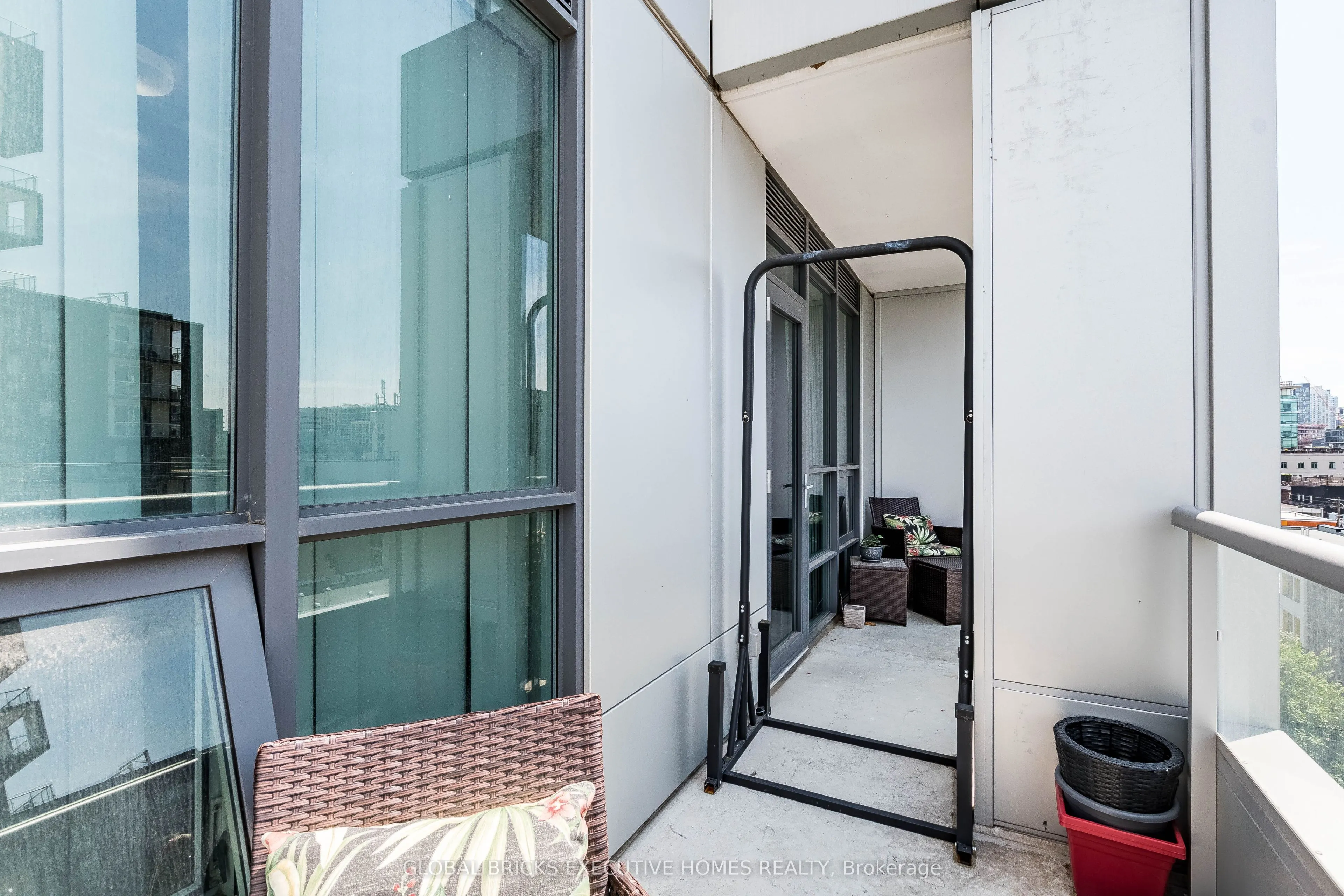 38 Cameron Street #602