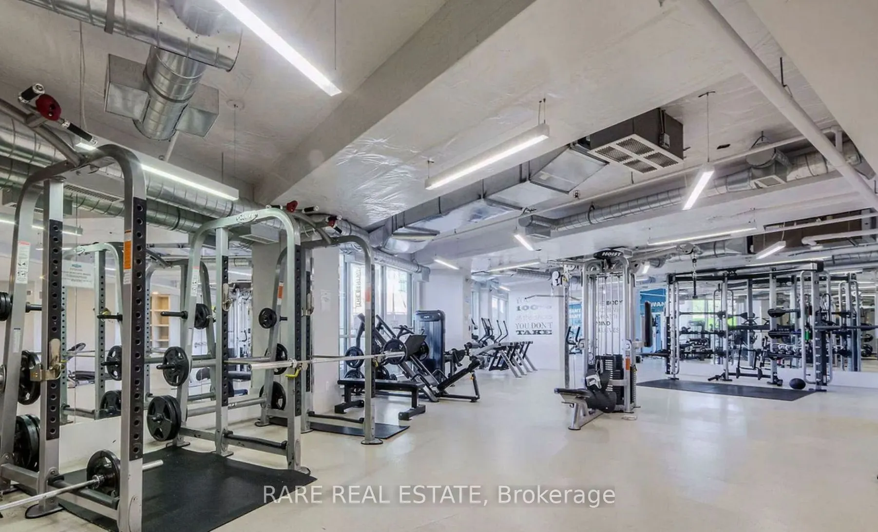 50 Bruyeres Mews #905