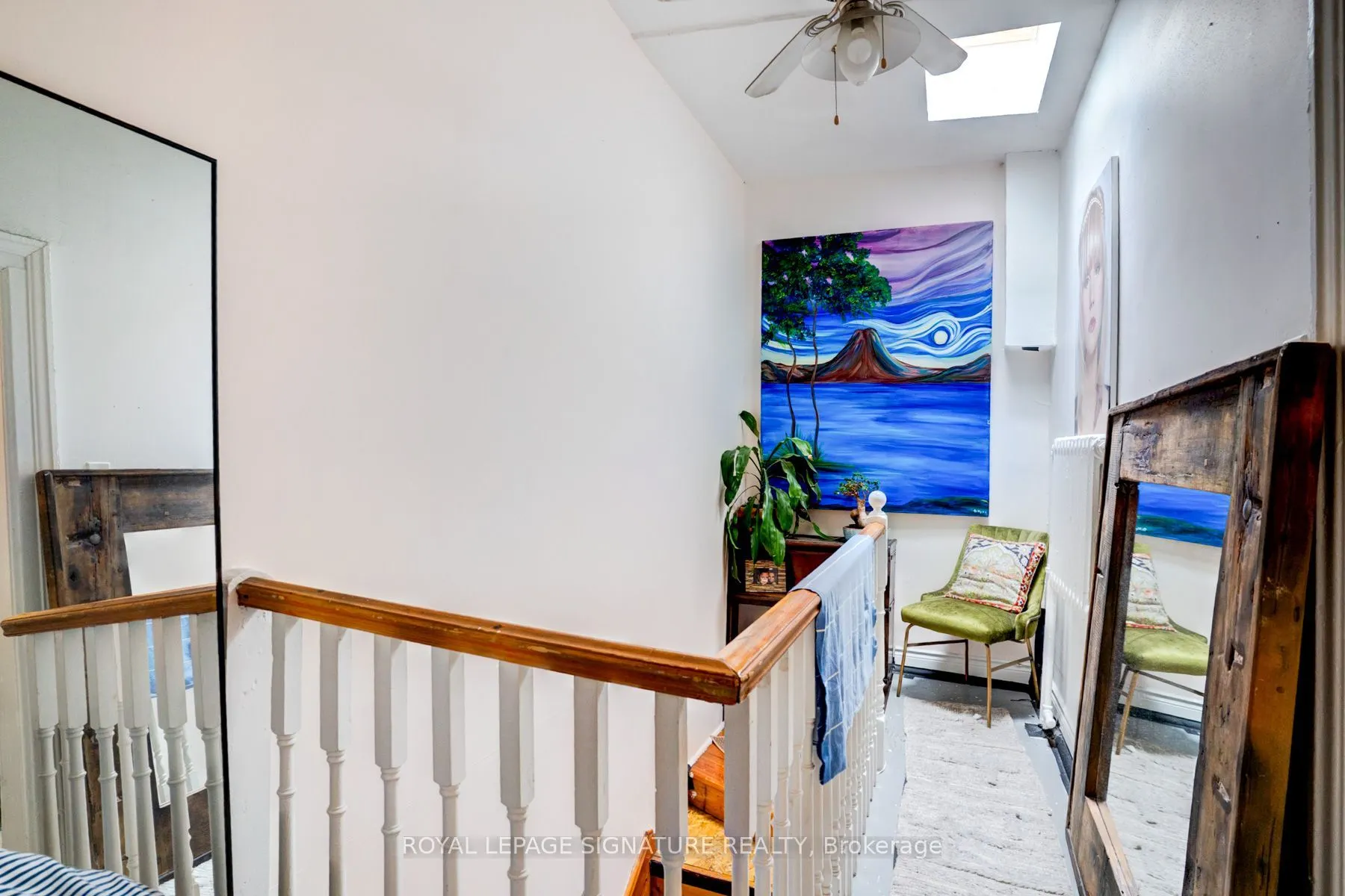 930 King Street W