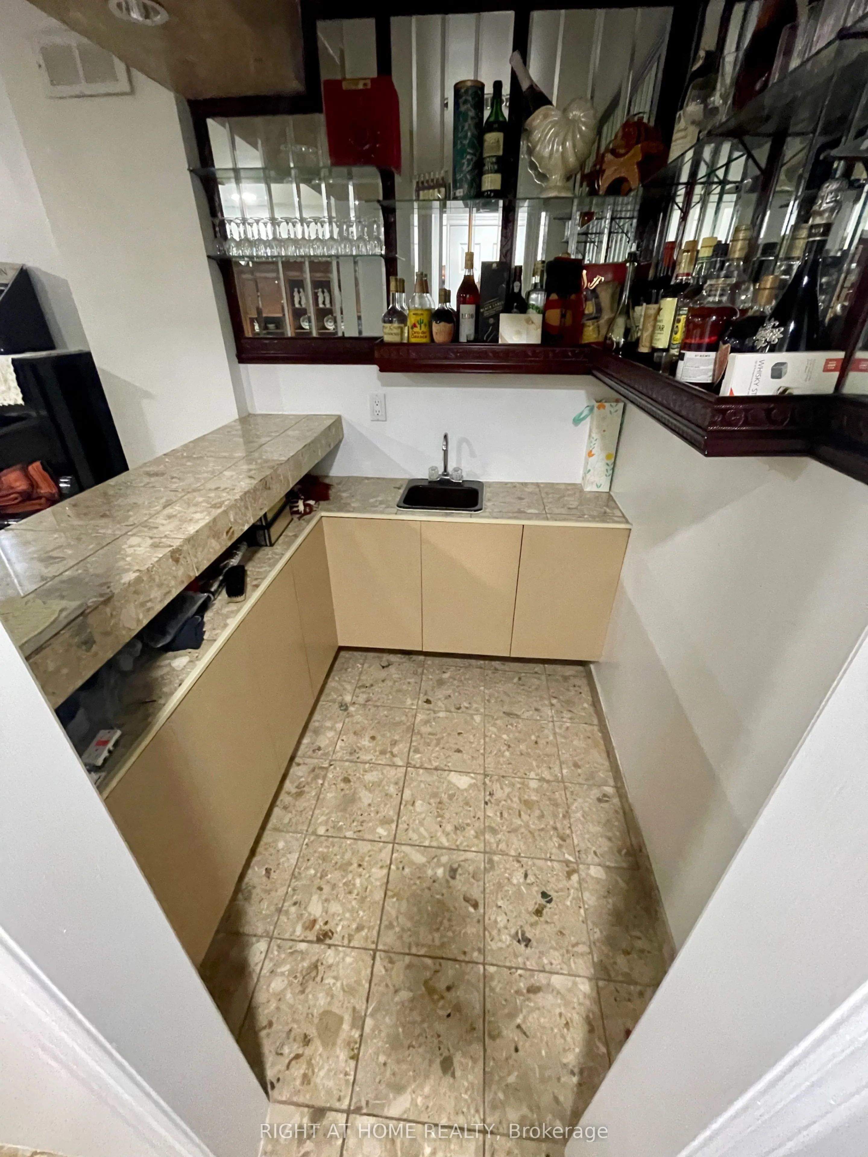 40 Bellevue Avenue