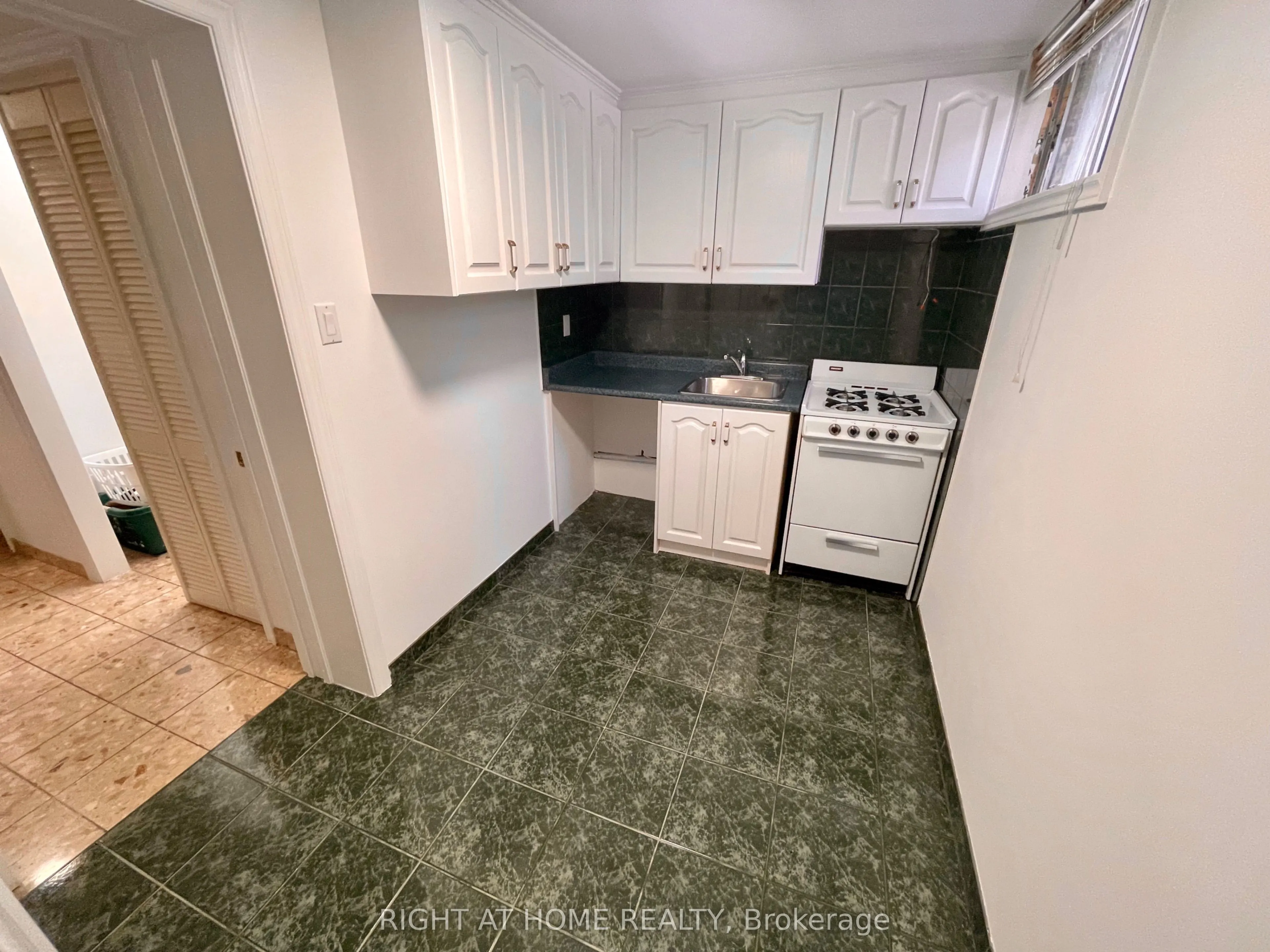 40 Bellevue Avenue
